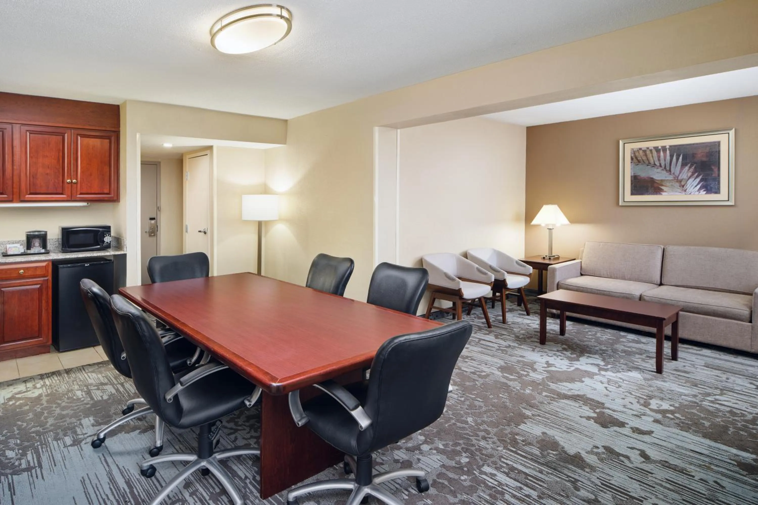 Meeting/conference room in DoubleTree by Hilton Rocky Mount