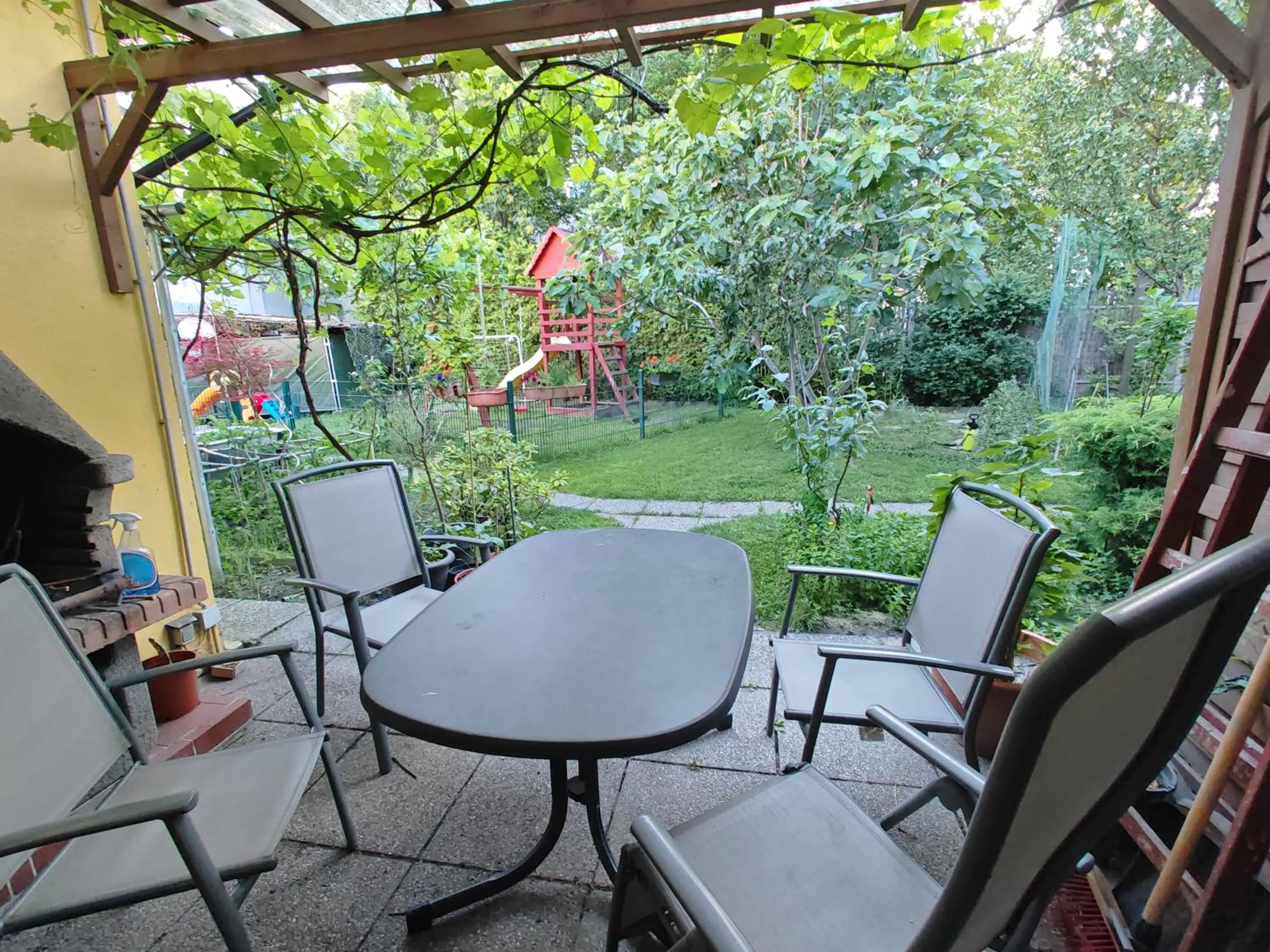 Garden in Leopoldauer Apartment