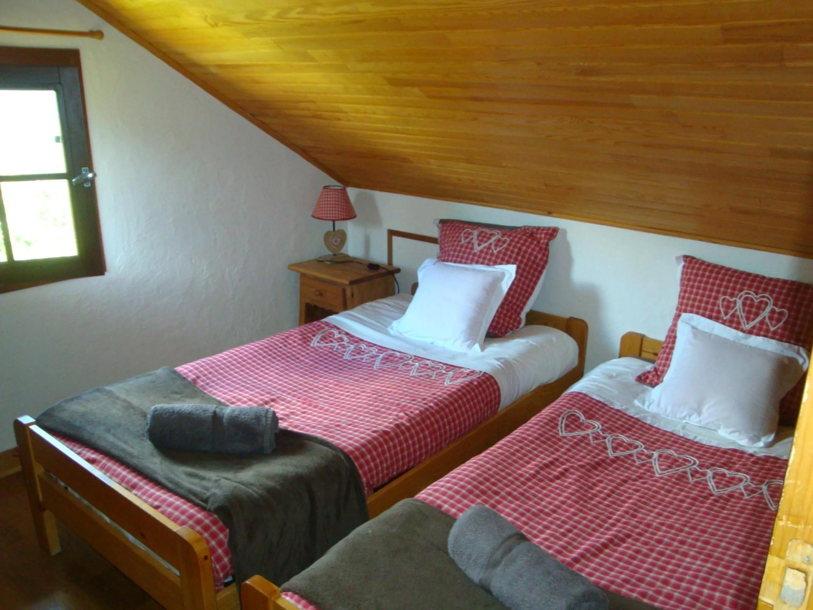 Bed in Chambres d'hôtes le génépi