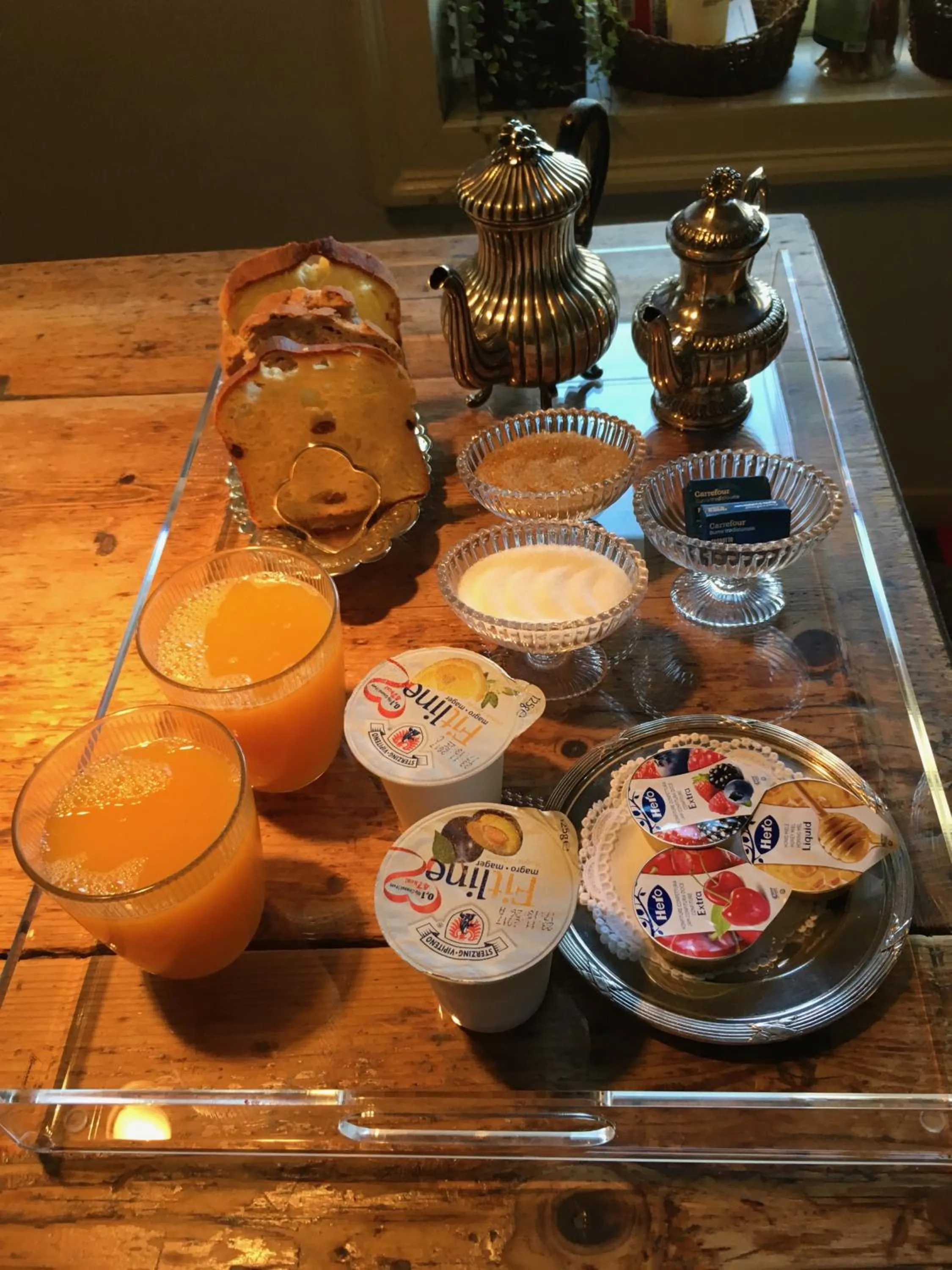 Italian breakfast in Suite 52