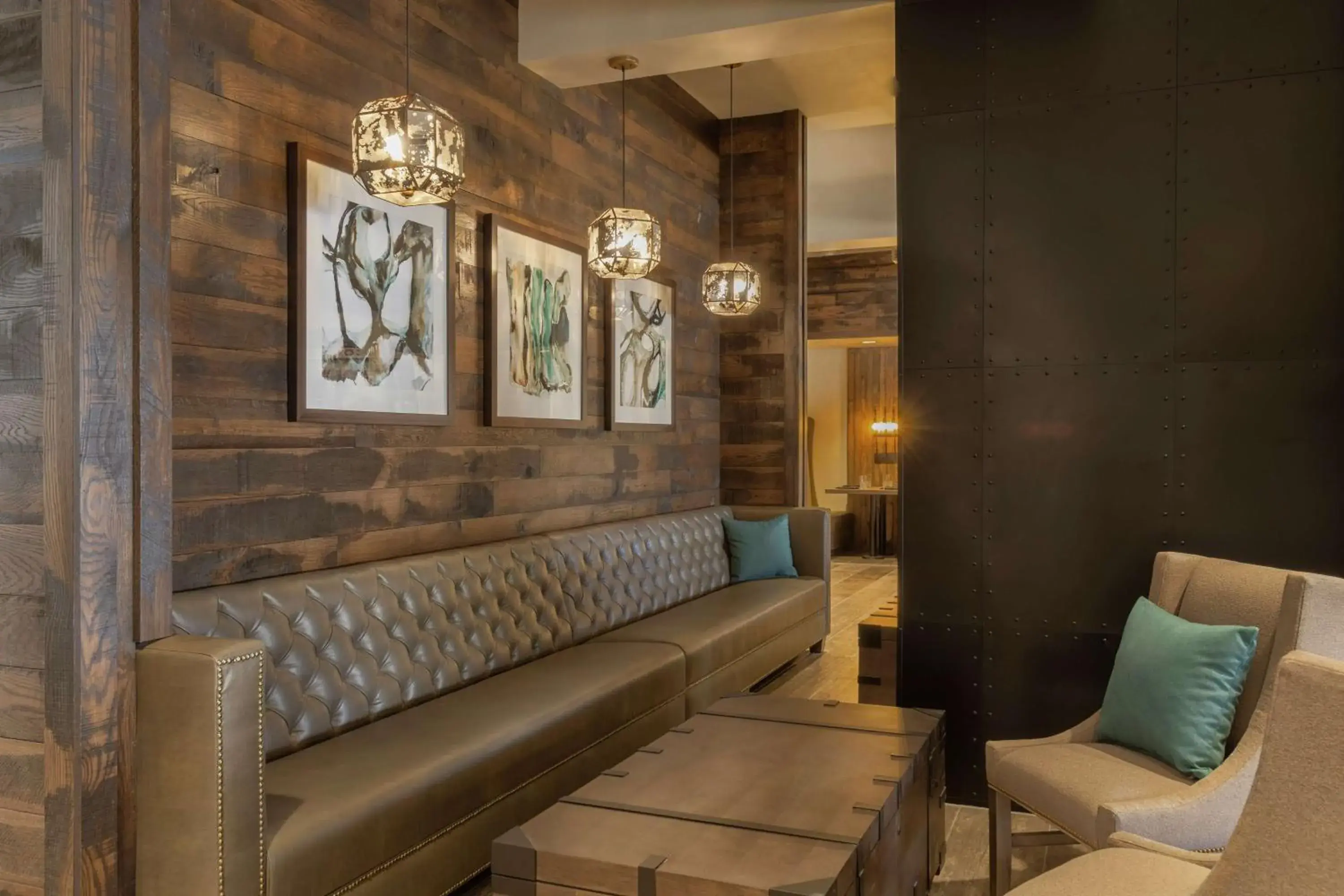 Restaurant/places to eat in Embassy Suites by Hilton Tulsa I-44 Restaurant/places to eat in Embassy Suites by Hilton Tulsa I-44