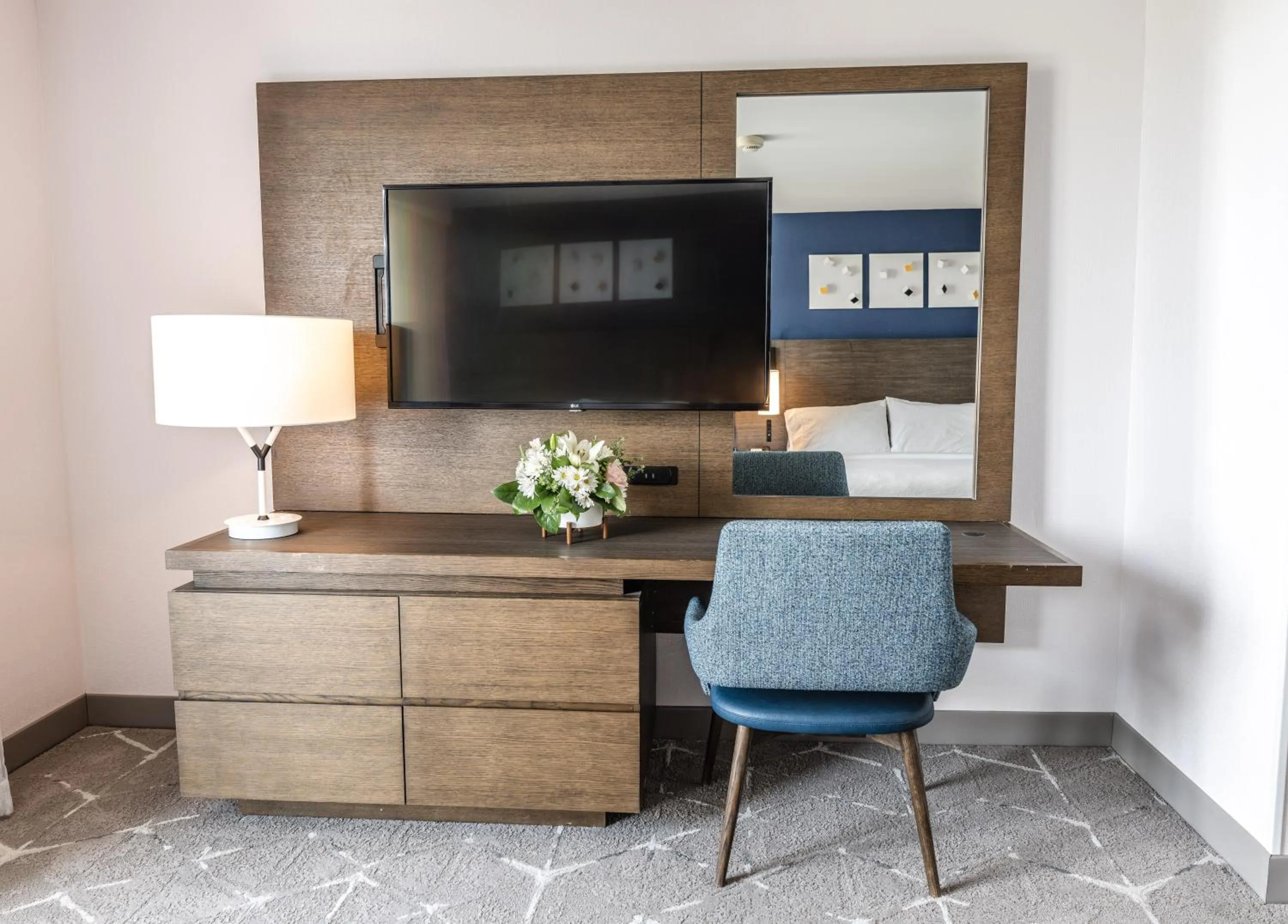 Embassy Suites by Hilton Tulsa I-44