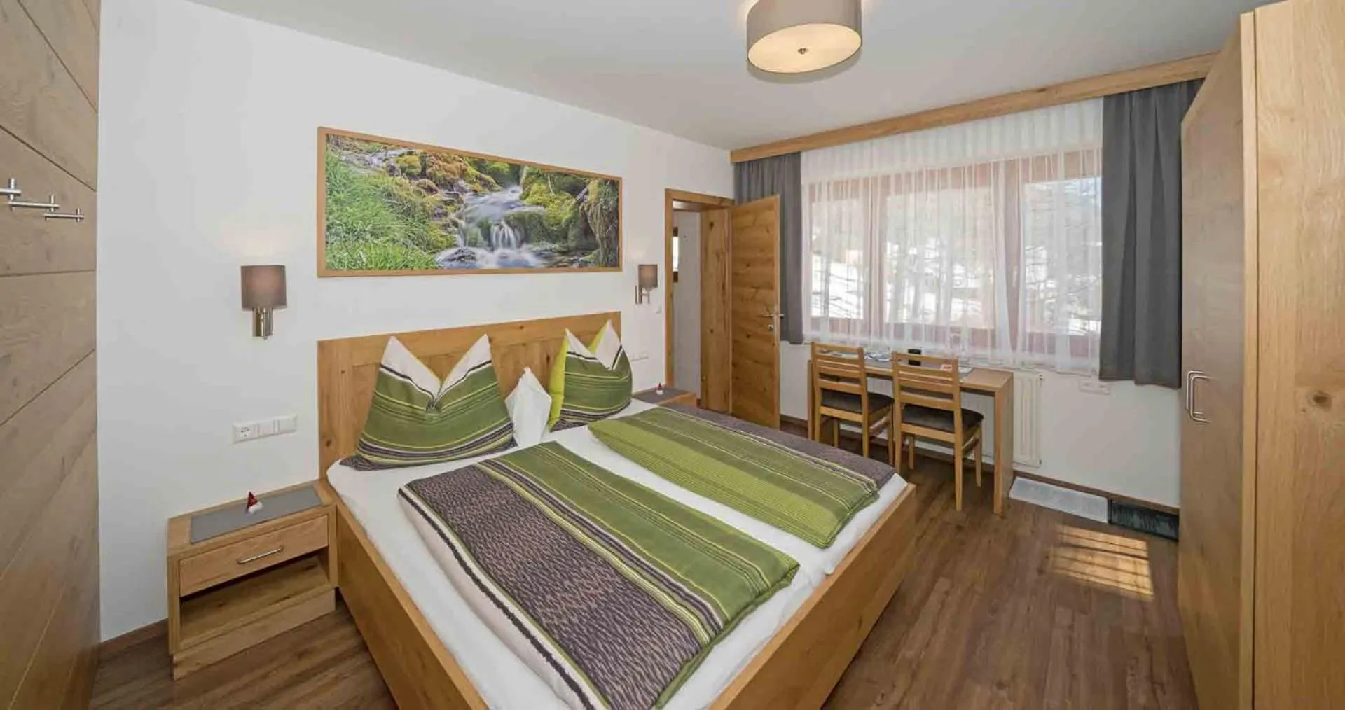 Small Double Room in Haus Lackner am Weissensee in Kärnten
