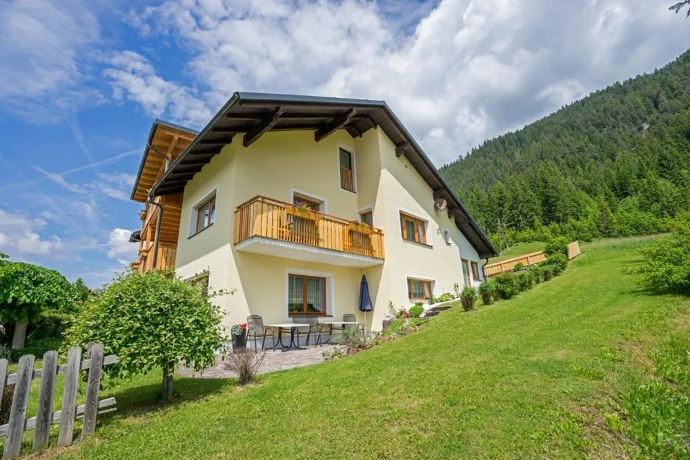 Property building in Haus Lackner am Weissensee in Kärnten