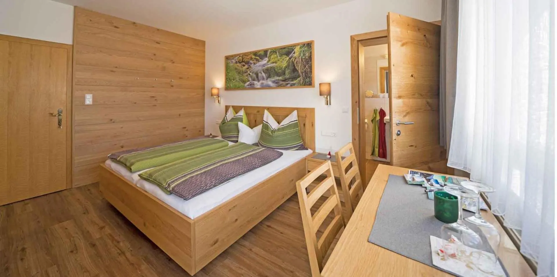 Bedroom, Bed in Haus Lackner am Weissensee in Kärnten