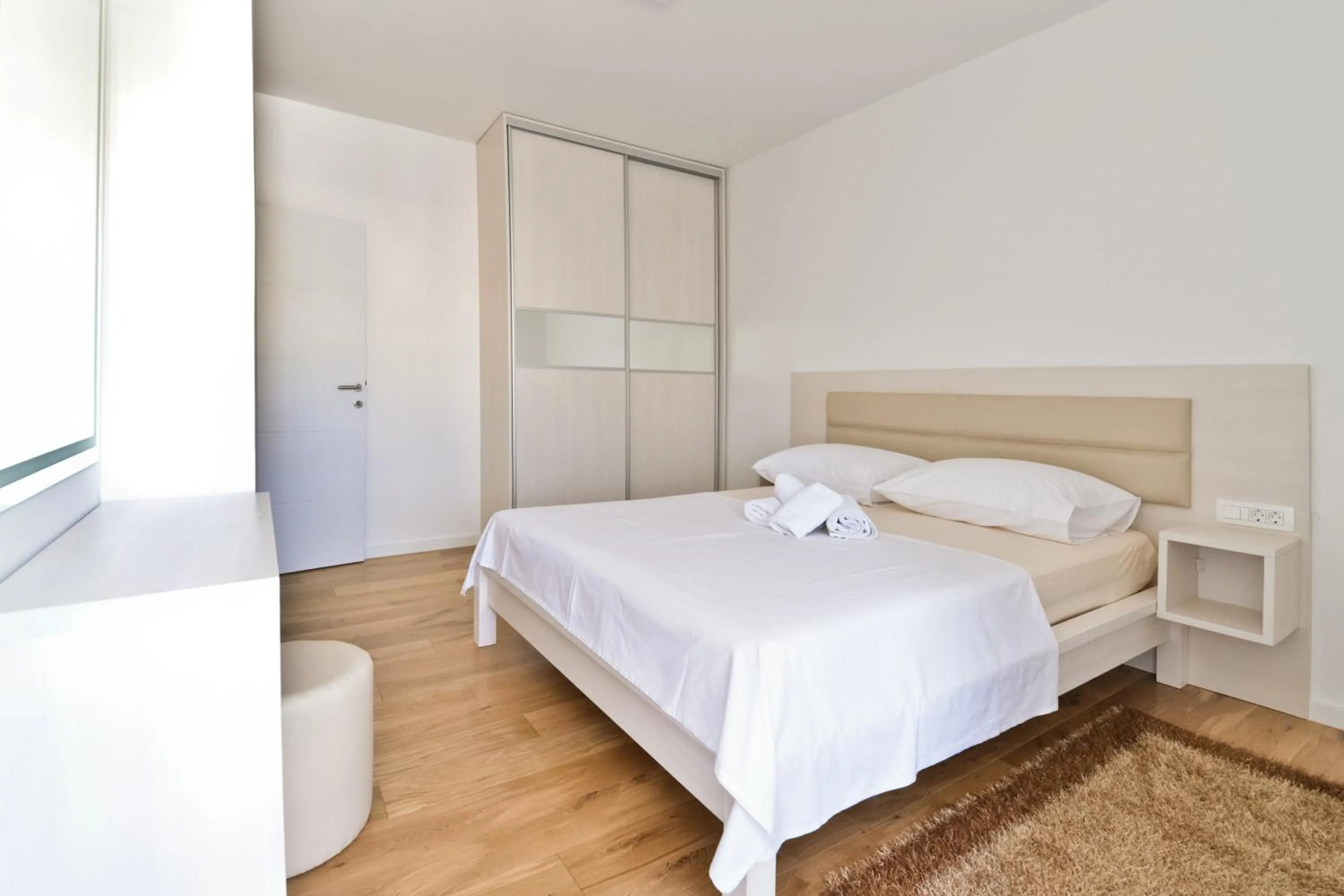 Bedroom, Bed in Apartment Domalu Old Town
