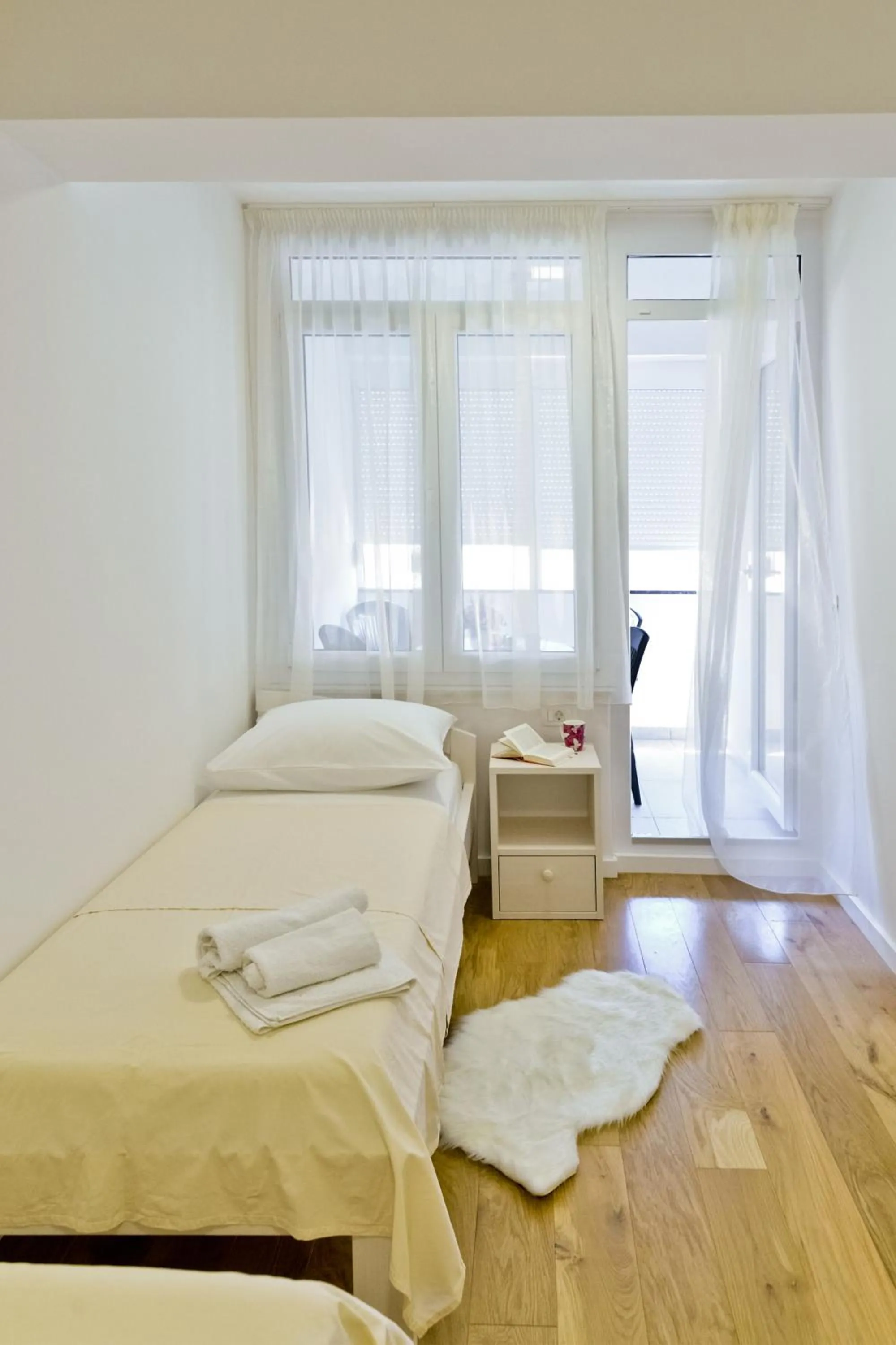 Bedroom, Bed in Apartment Domalu Old Town