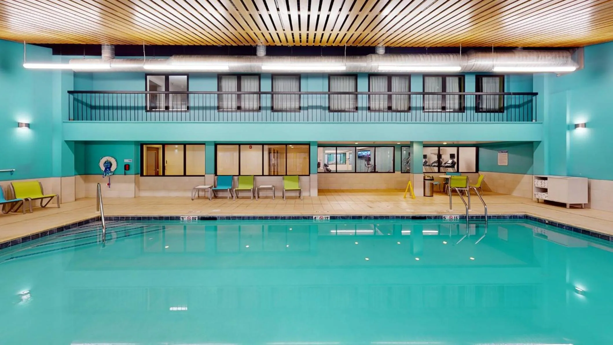 Swimming pool in Holiday Inn Express South Burlington by IHG