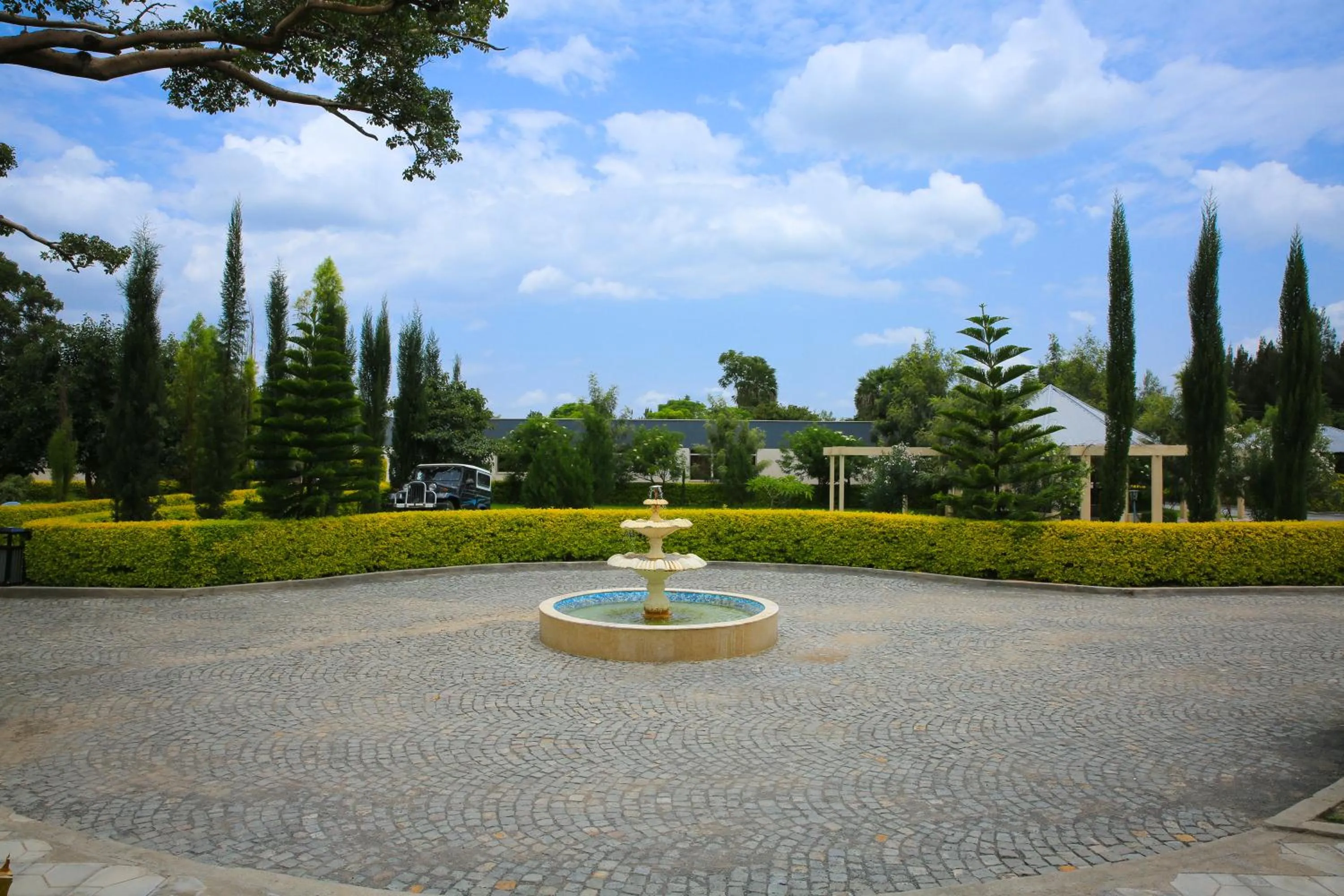 Facade/entrance in Haile Resort Ziway Batu