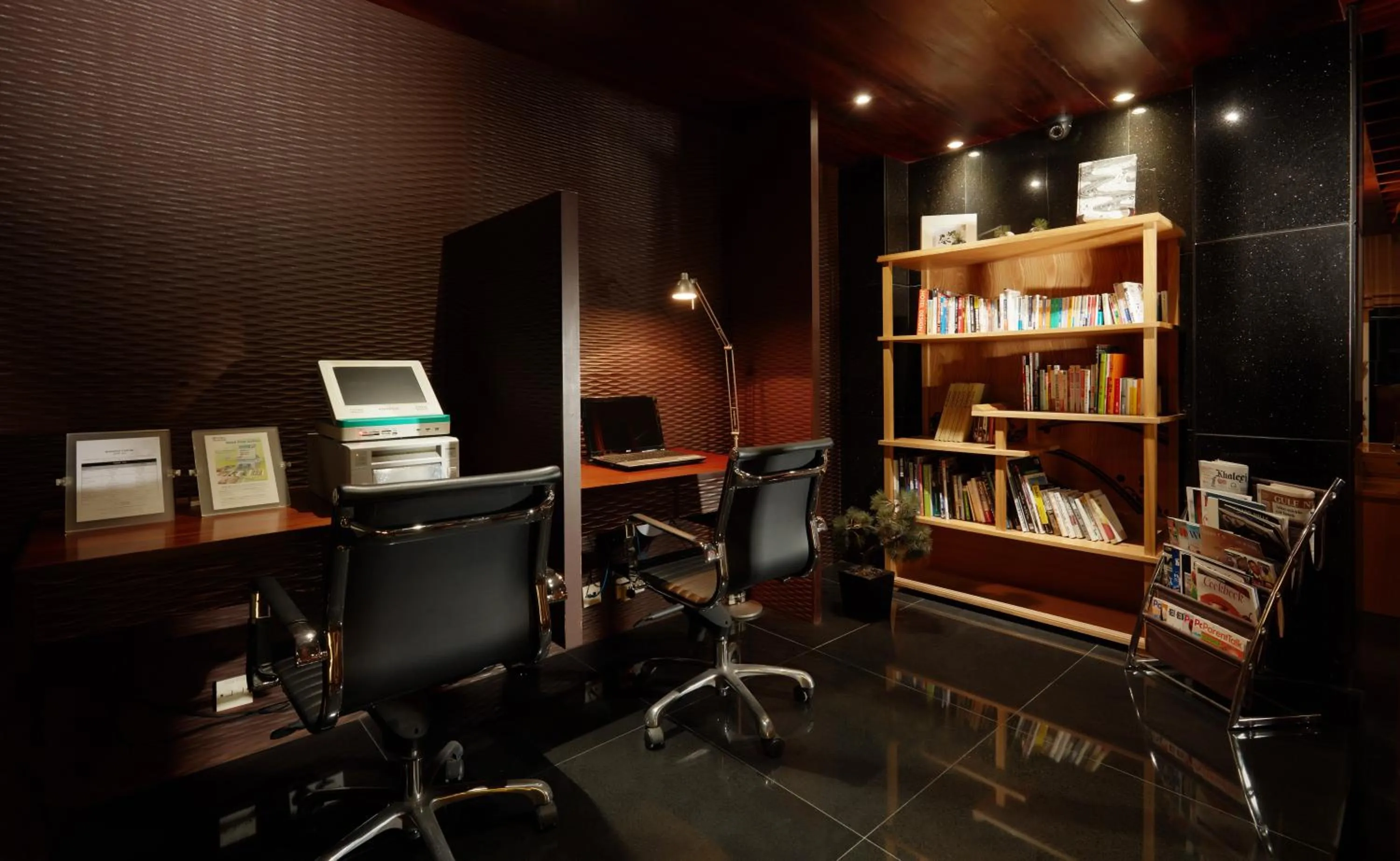 Library in ZiQoo Hotel Apartments Dubai