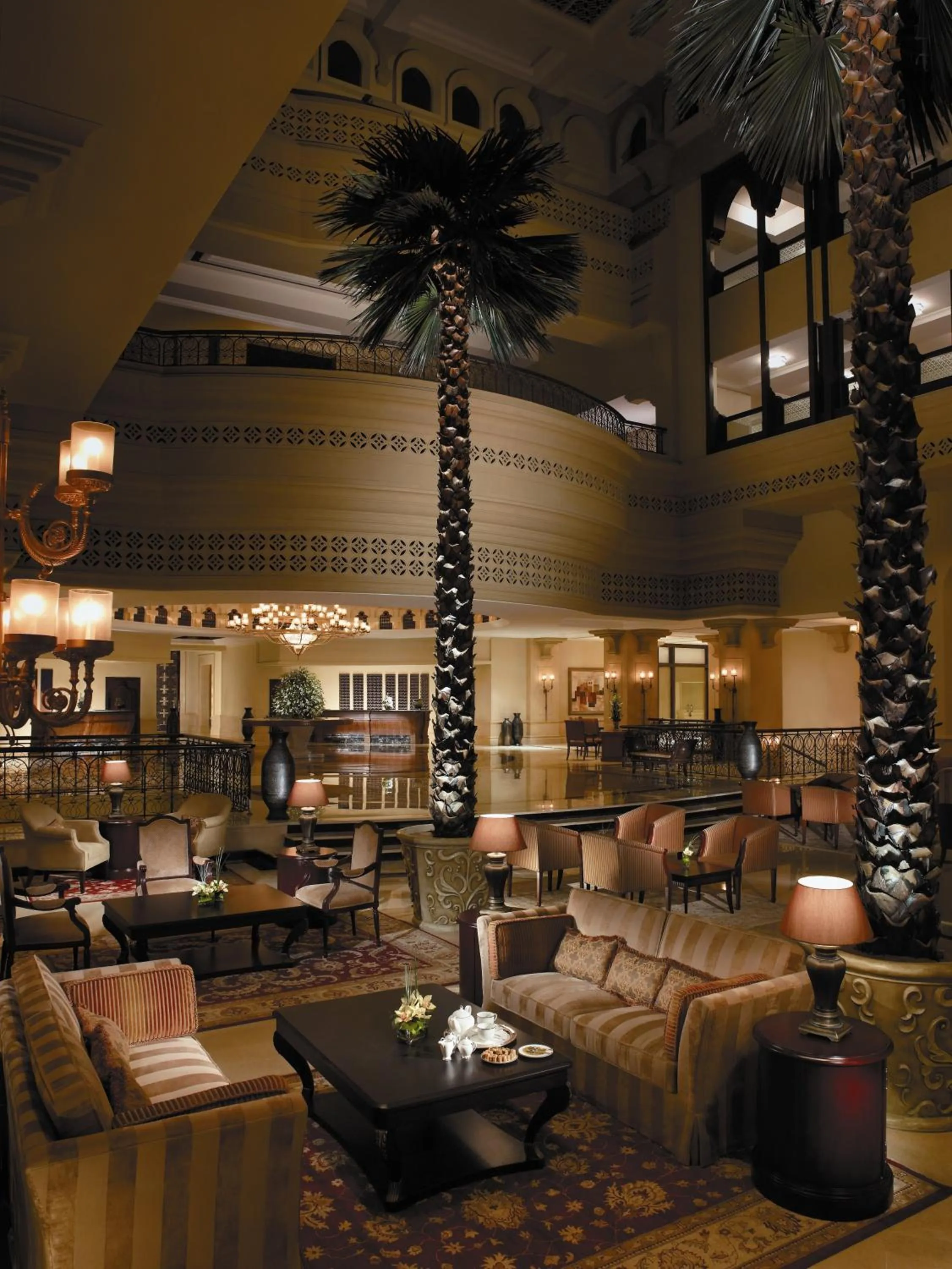 Lobby or reception in Shangri-La Qaryat Al Beri, Abu Dhabi