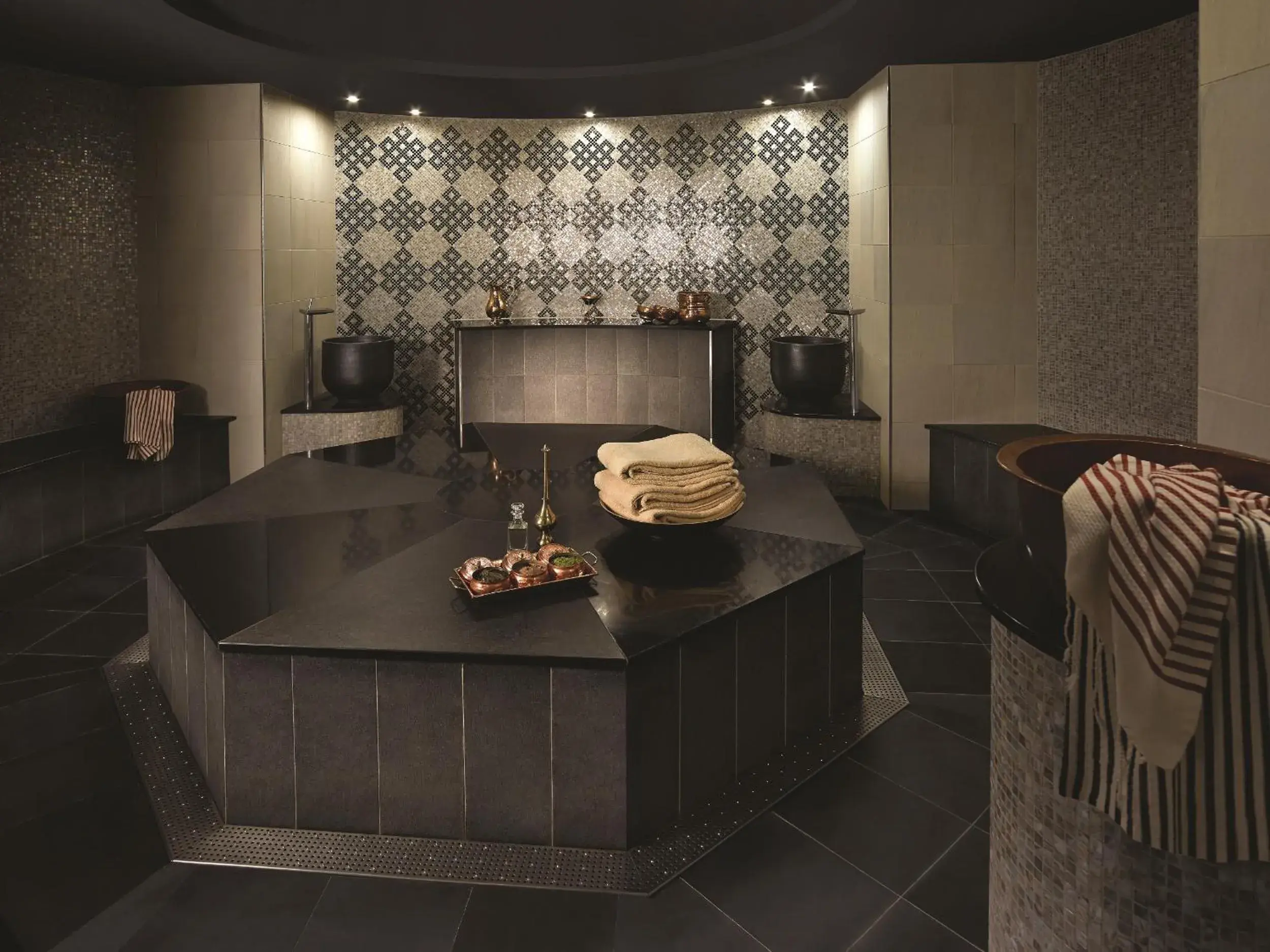 Spa and wellness centre/facilities in Shangri-La Qaryat Al Beri, Abu Dhabi Spa and wellness centre/facilities in Shangri-La Qaryat Al Beri, Abu Dhabi