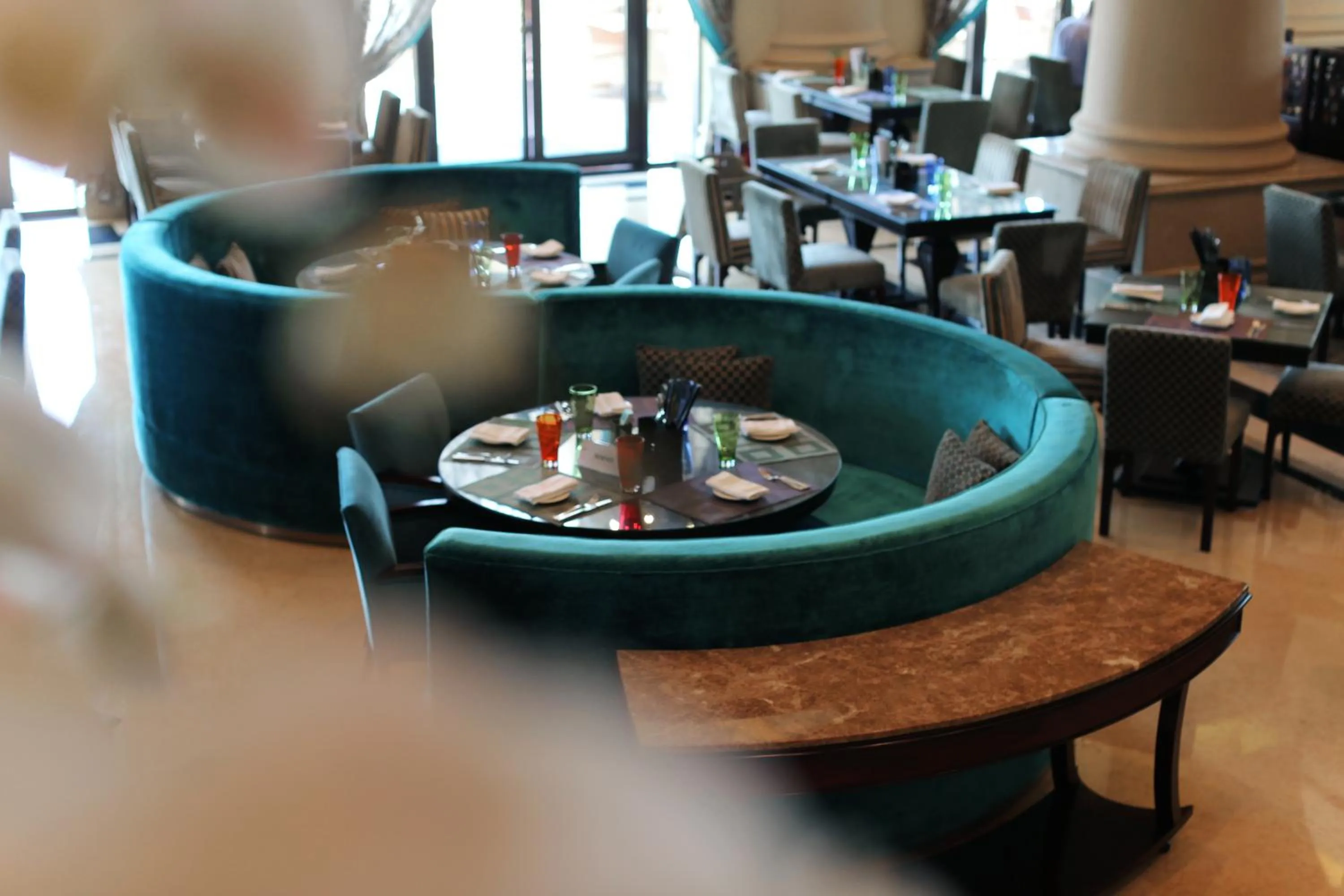 Restaurant/places to eat in Shangri-La Qaryat Al Beri, Abu Dhabi