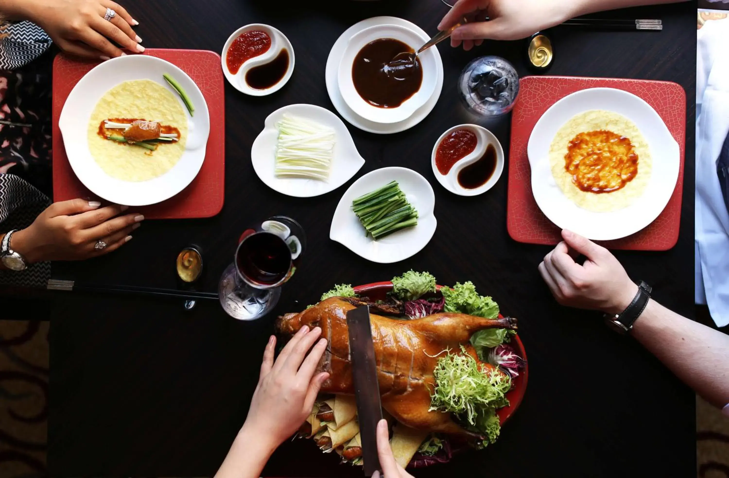 Restaurant/places to eat in Shangri-La Qaryat Al Beri, Abu Dhabi Restaurant/places to eat in Shangri-La Qaryat Al Beri, Abu Dhabi