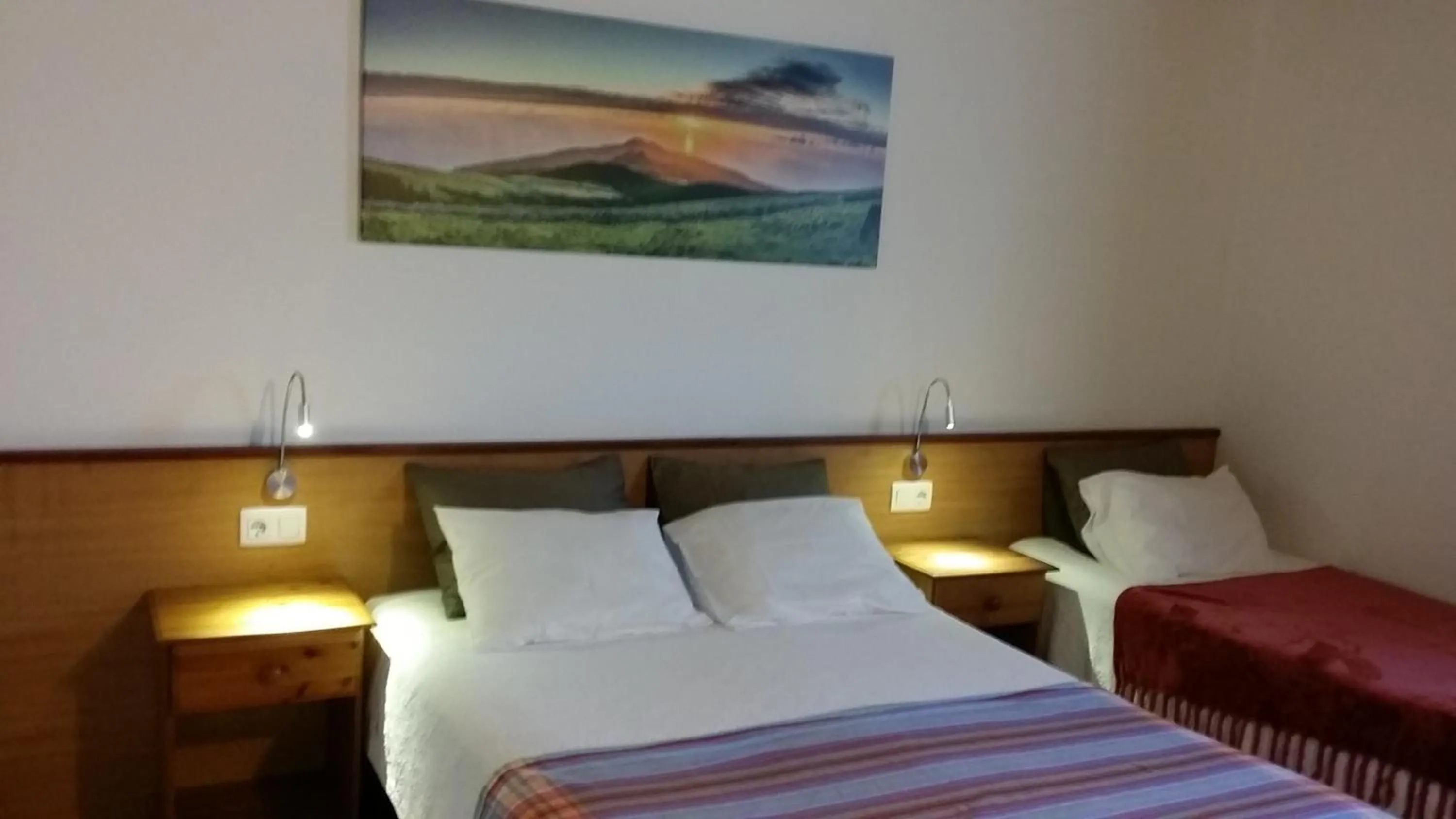 Bed in Hospetur 2