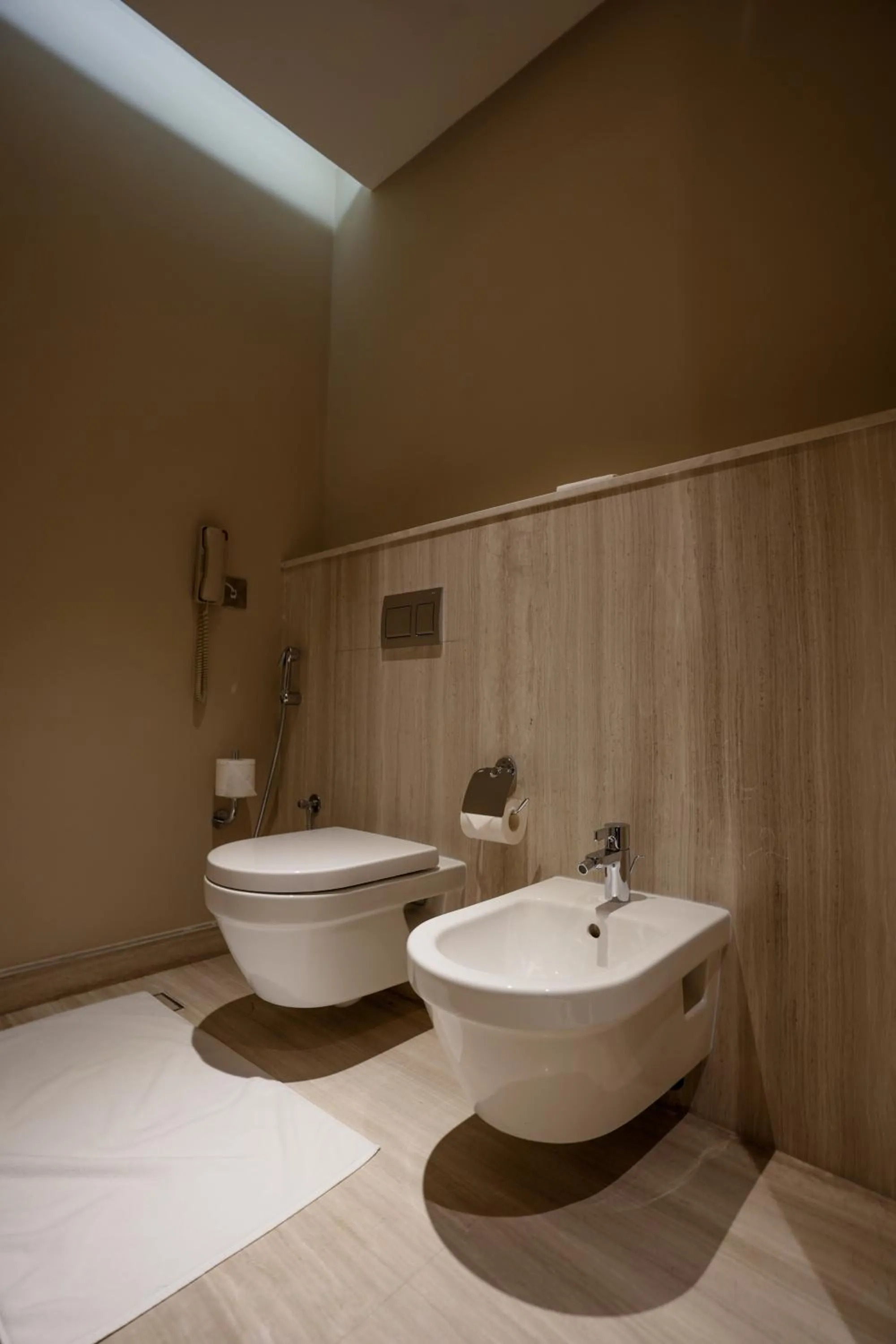 Toilet in Mirfa Hotel