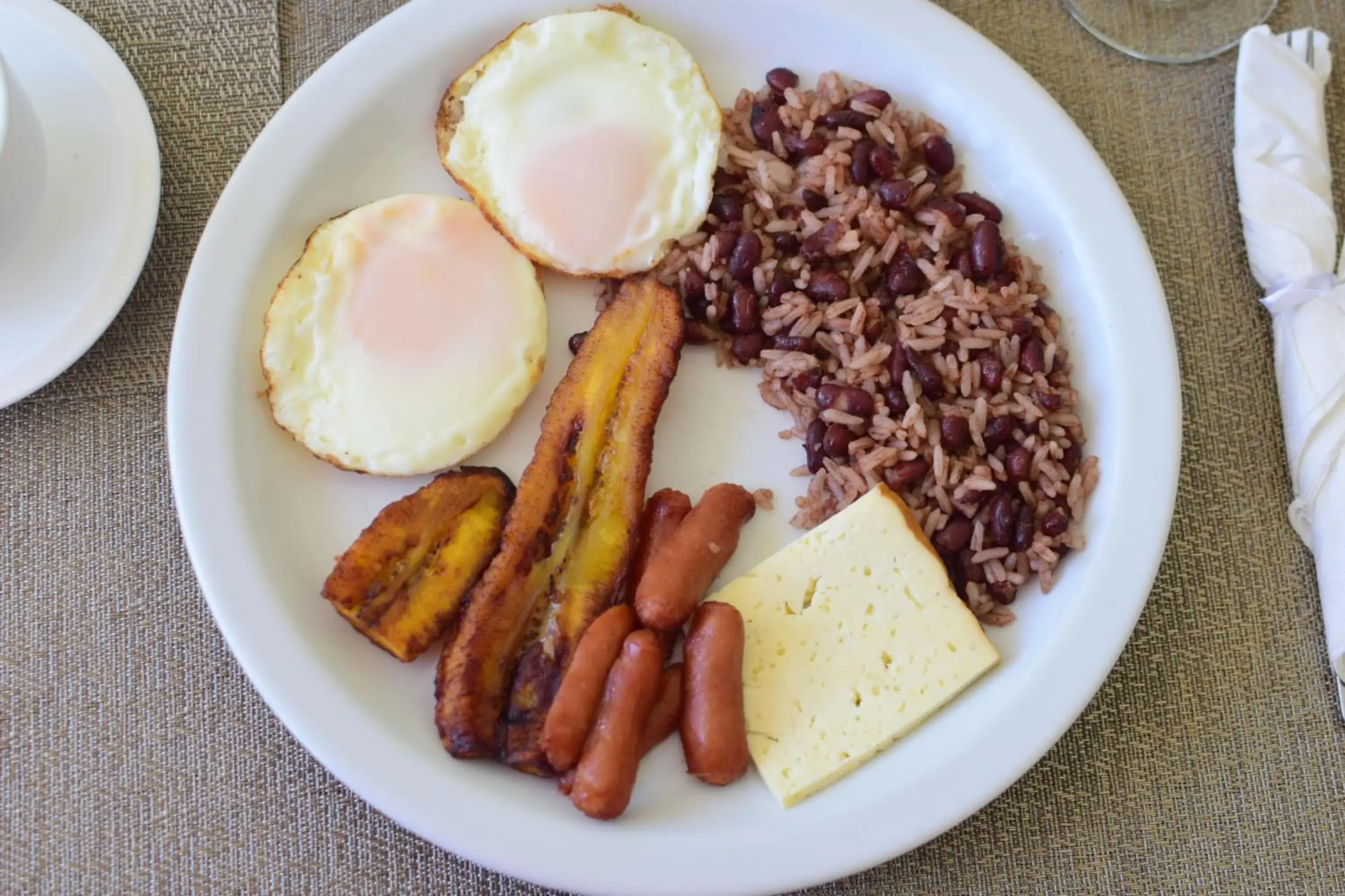 Breakfast in Hotel Fontana Breakfast in Hotel Fontana