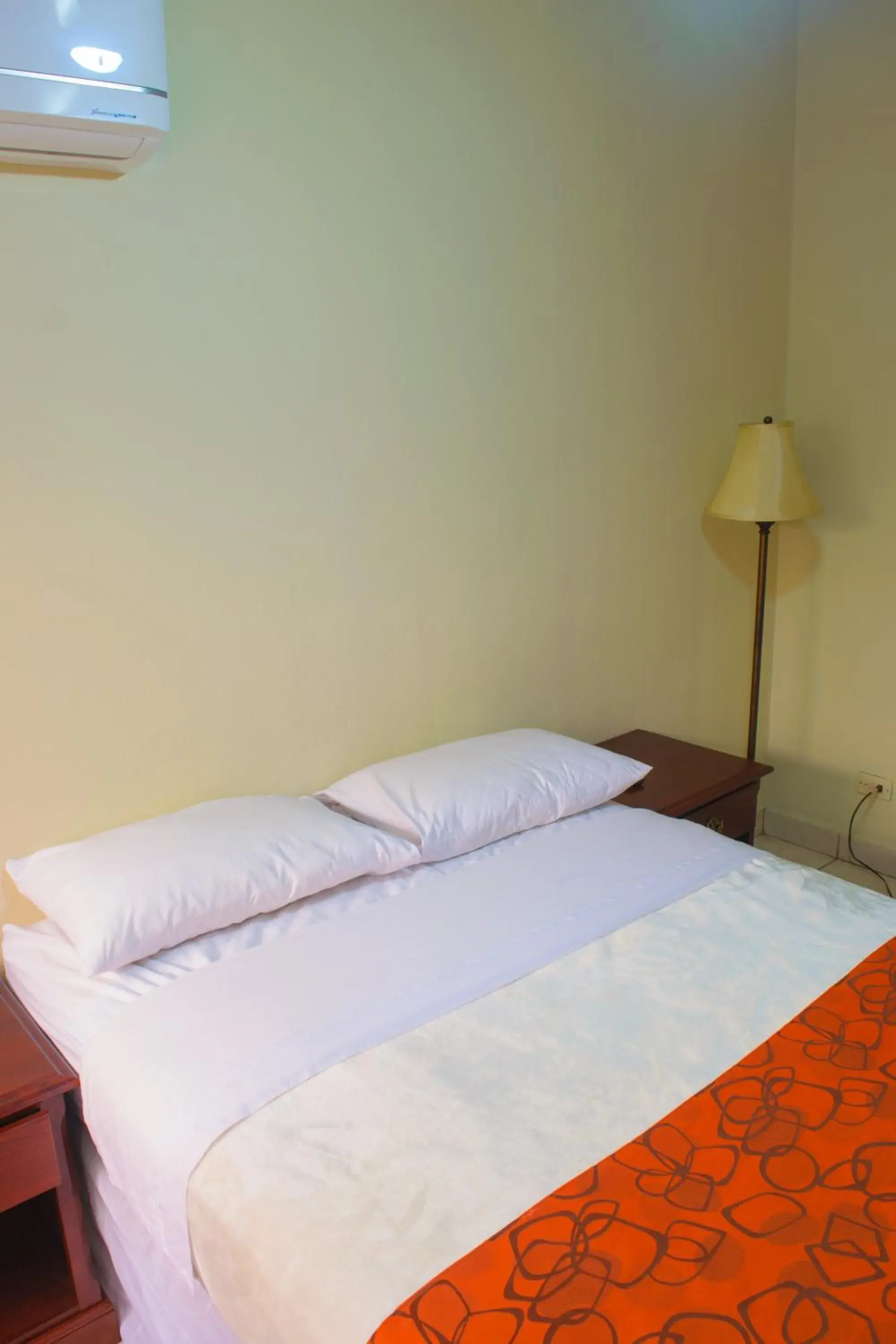 Bed in Hotel Fontana Bed in Hotel Fontana