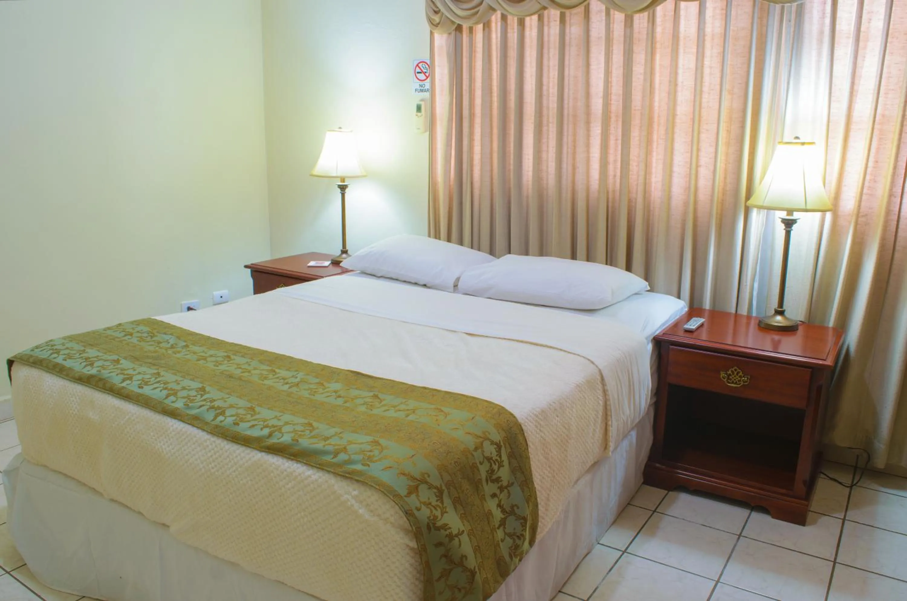 Bed in Hotel Fontana