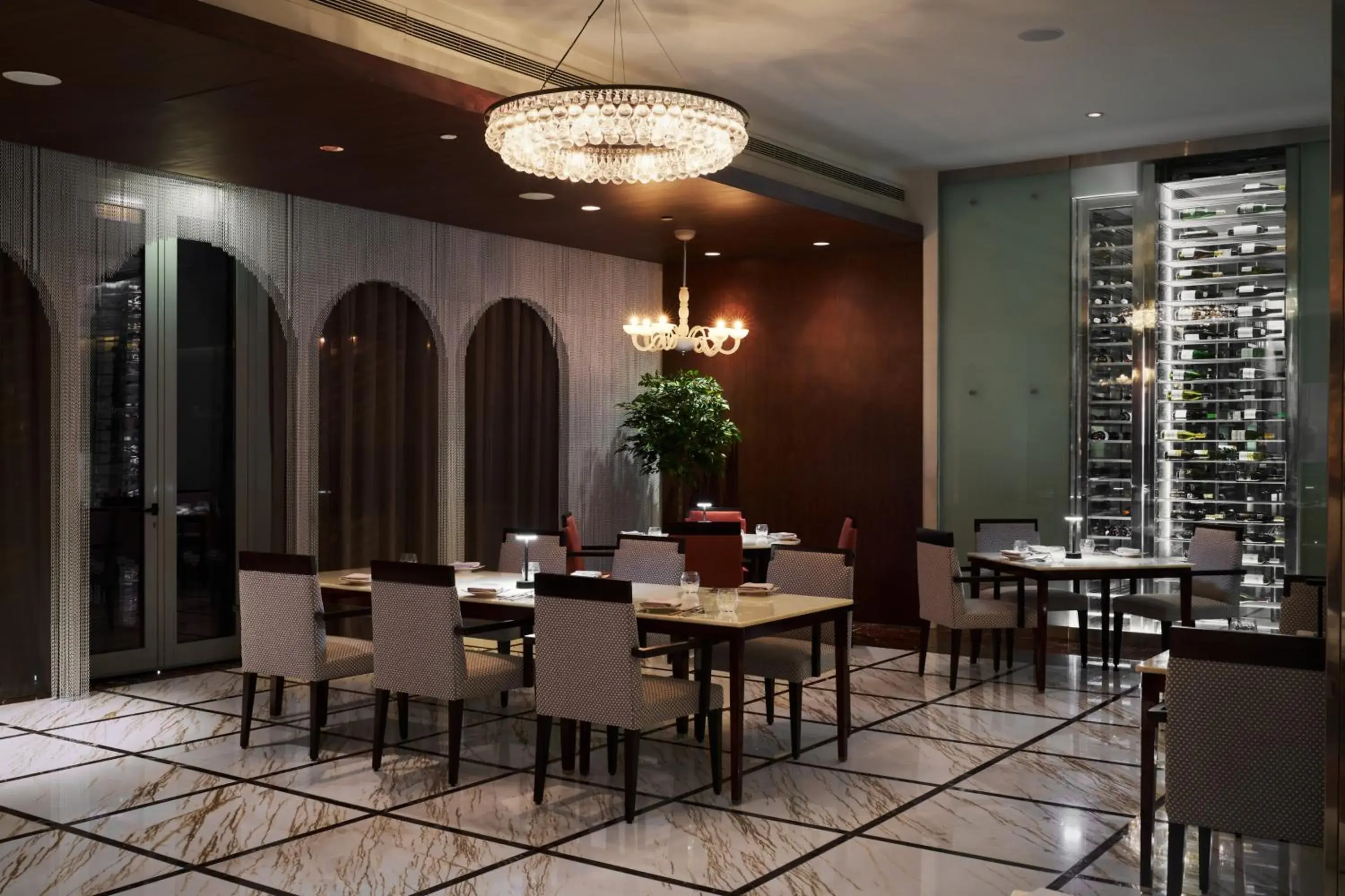 Restaurant/places to eat in Park Arjaan by Rotana, Abu Dhabi Restaurant/places to eat in Park Arjaan by Rotana, Abu Dhabi