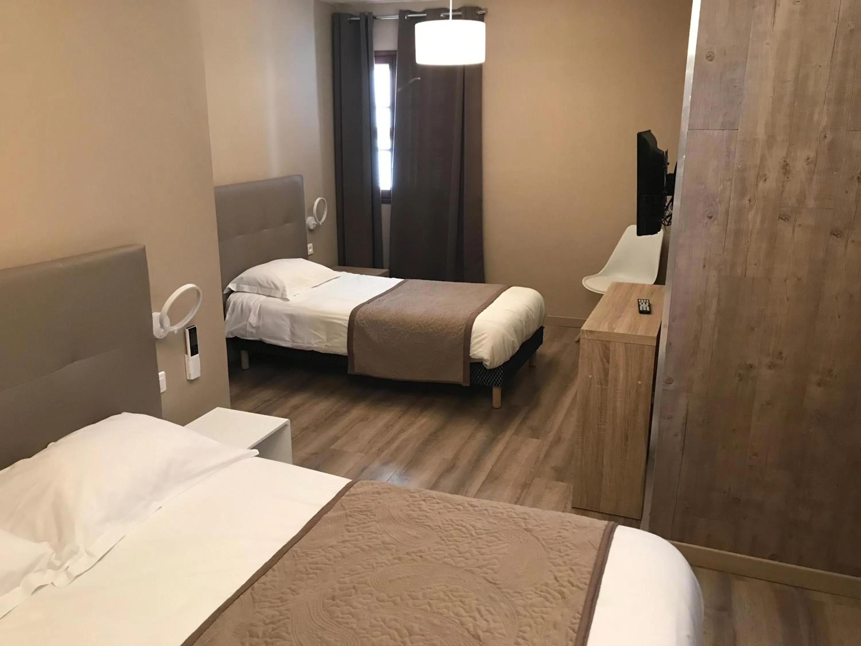 Bed in Auberge le Montana