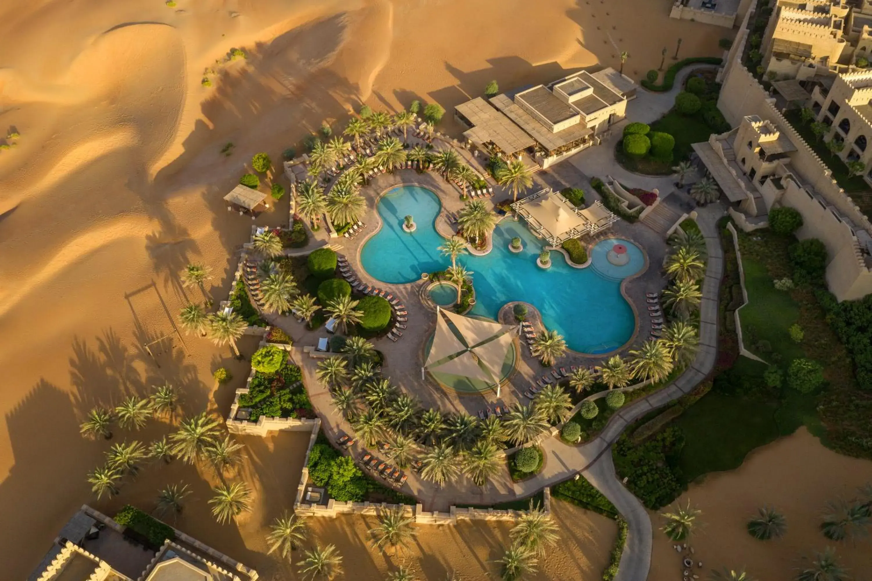 Bird's eye view in Anantara Qasr al Sarab Desert Resort Bird's eye view in Anantara Qasr al Sarab Desert Resort