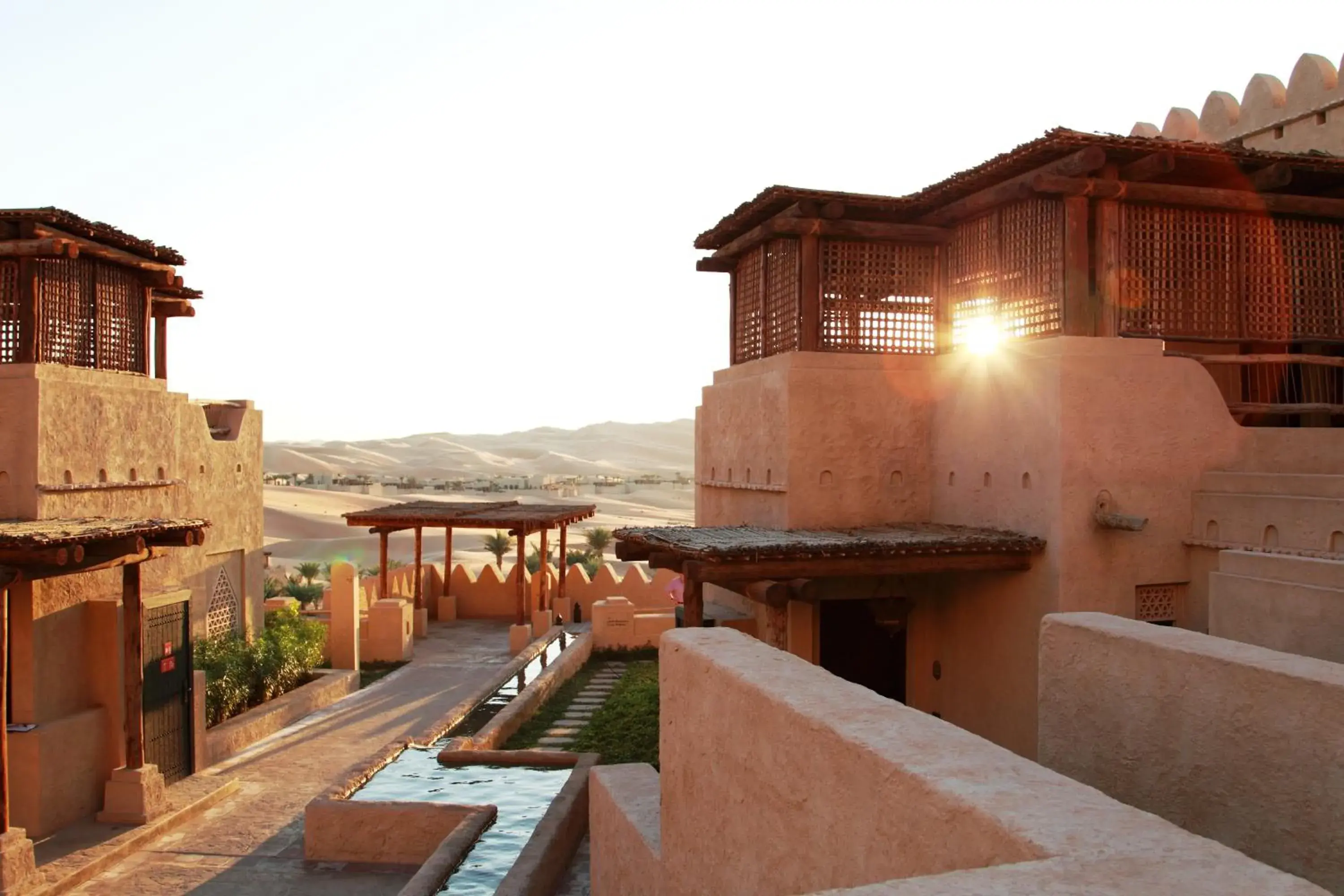 Facade/entrance in Anantara Qasr al Sarab Desert Resort Facade/entrance in Anantara Qasr al Sarab Desert Resort
