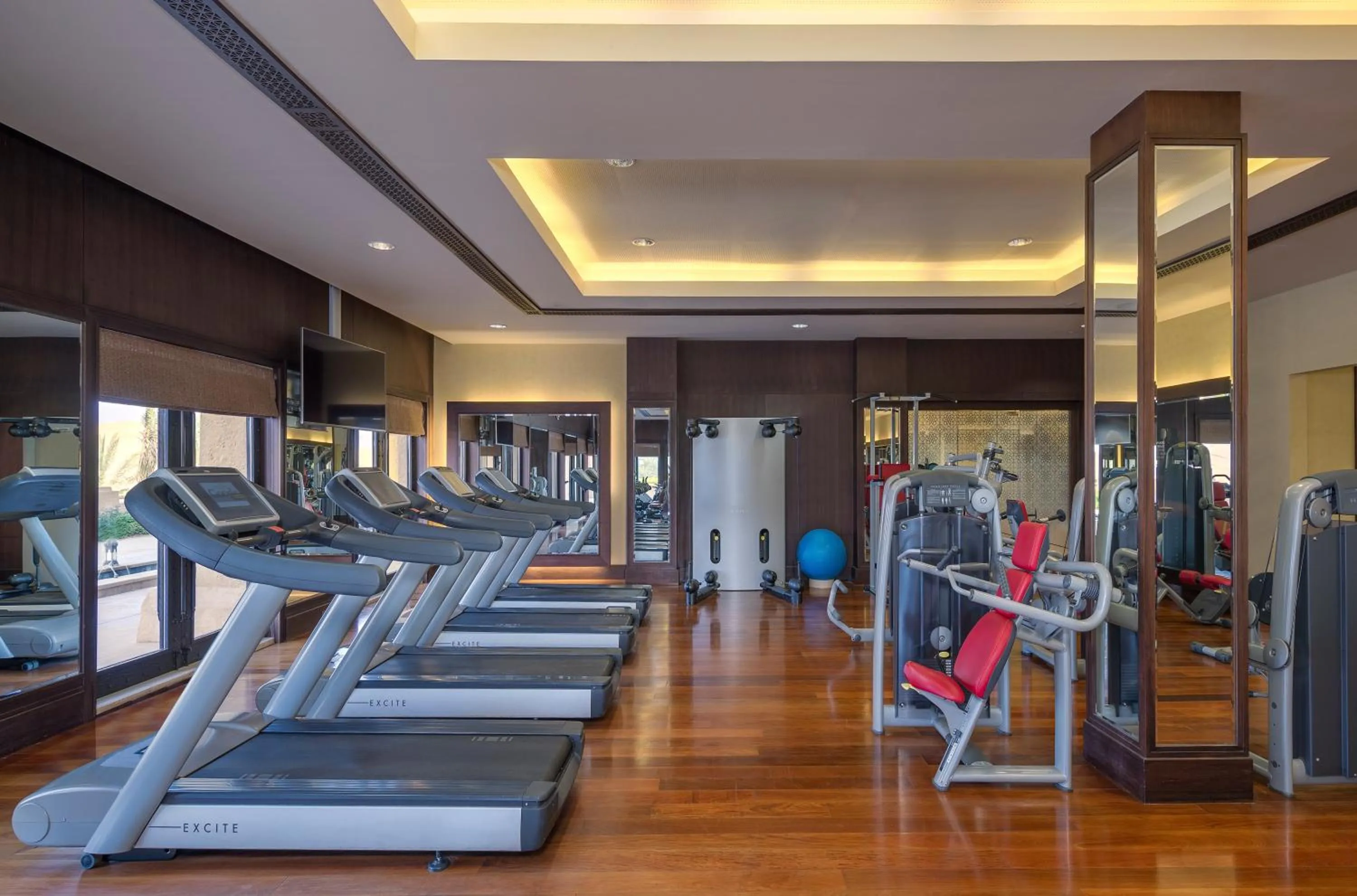 Fitness centre/facilities in Anantara Qasr al Sarab Desert Resort