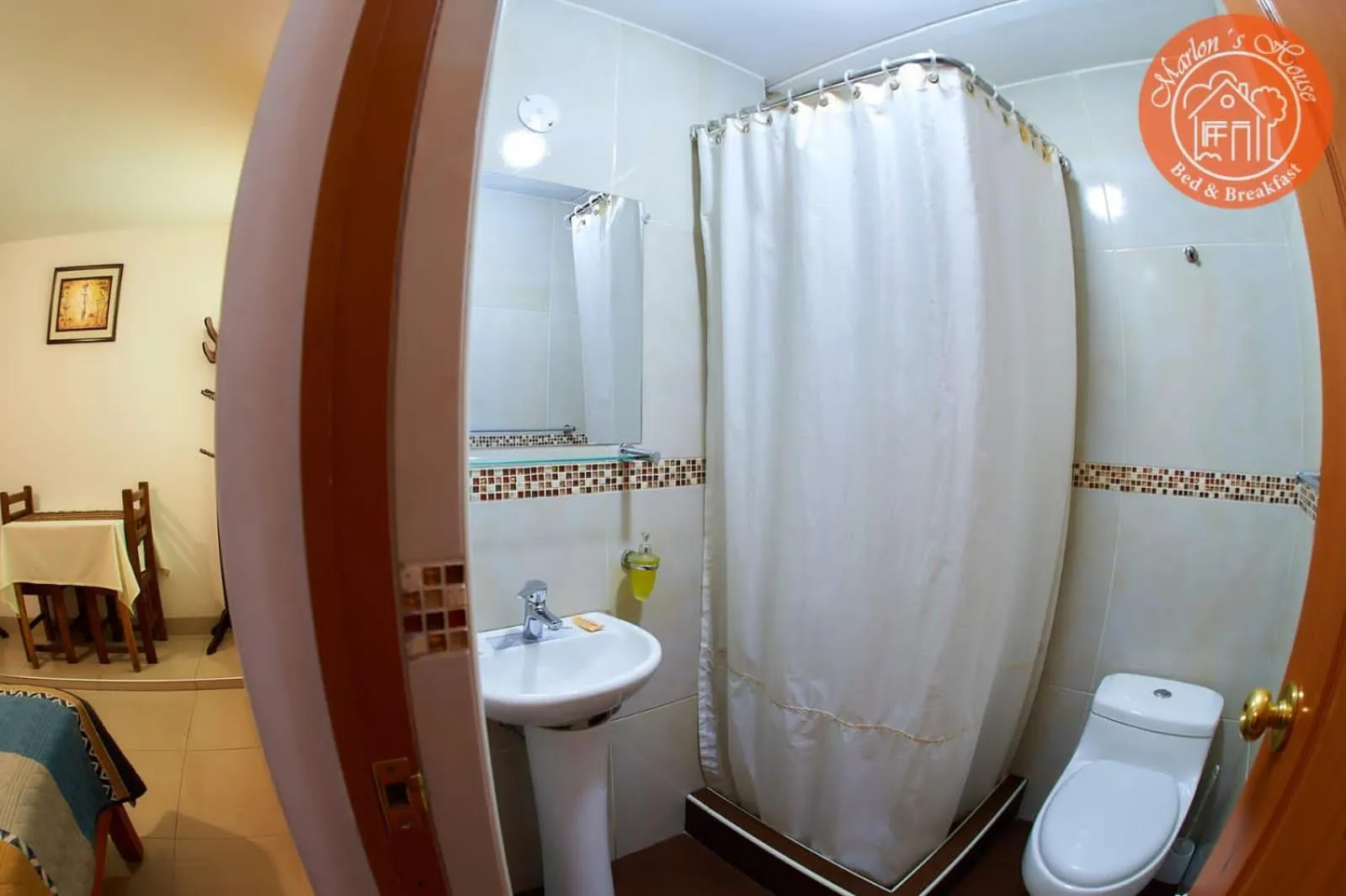 Shower in Marlon's House Arequipa