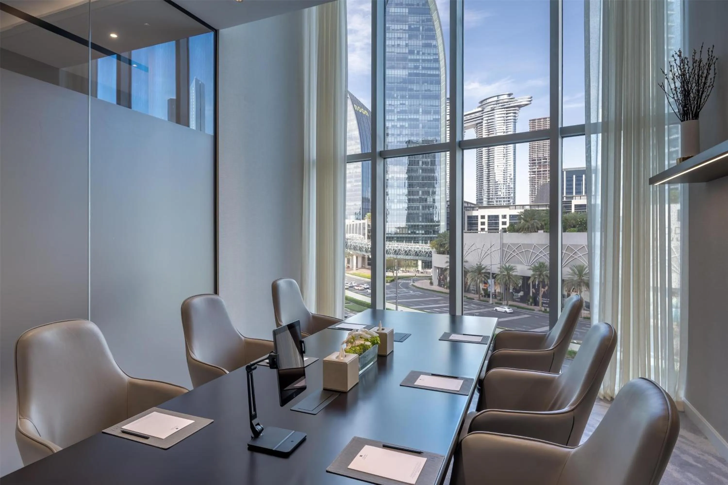 Lounge or bar in Kempinski Central Avenue Dubai