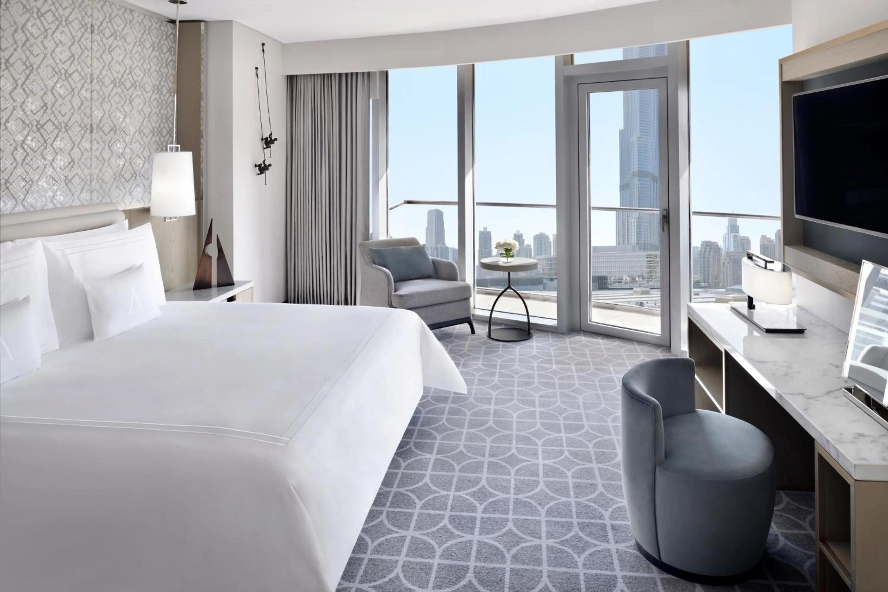 Bedroom, Bed in Address Dubai Mall