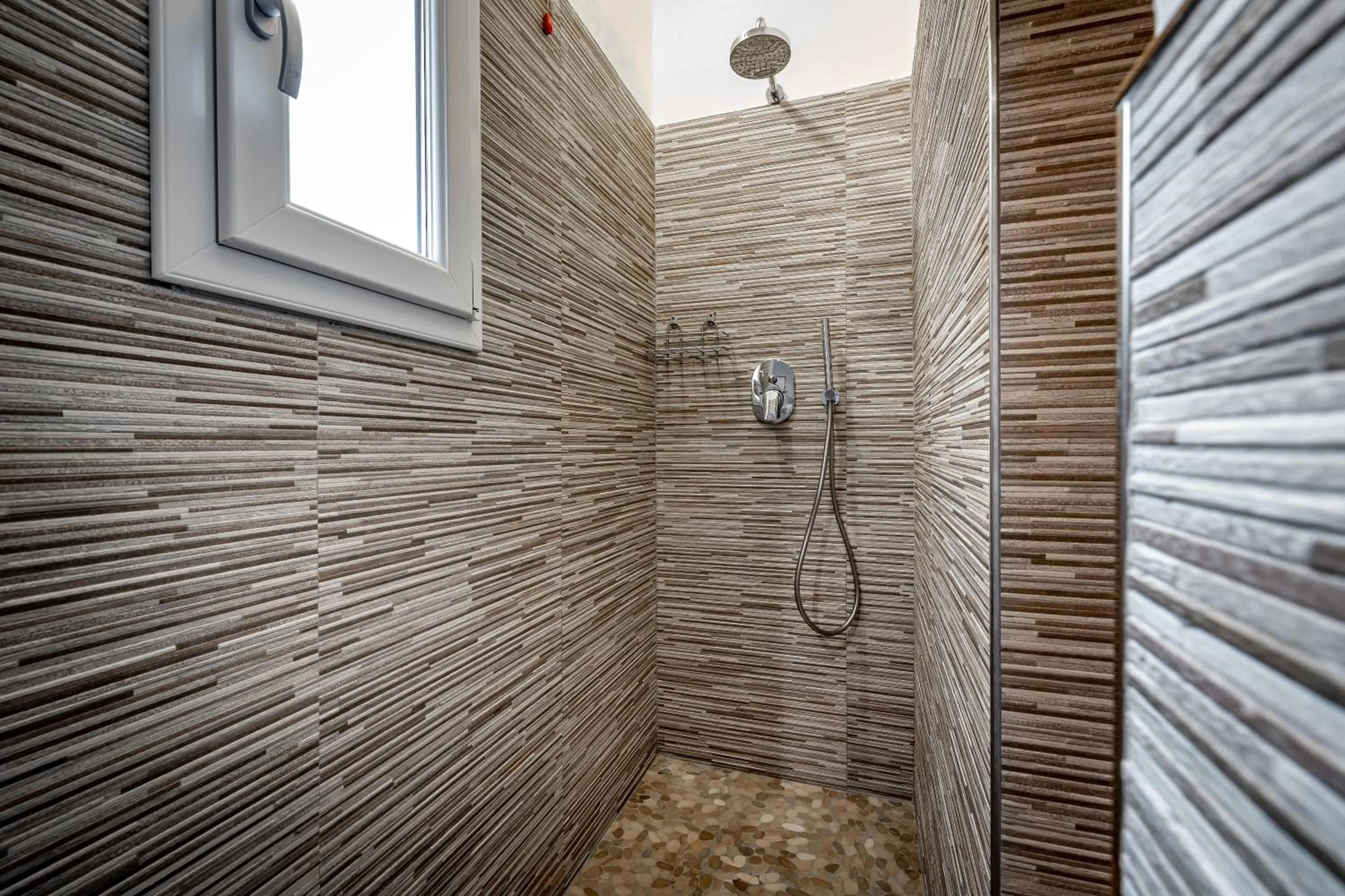 Shower in La Stella d'Oro B&B