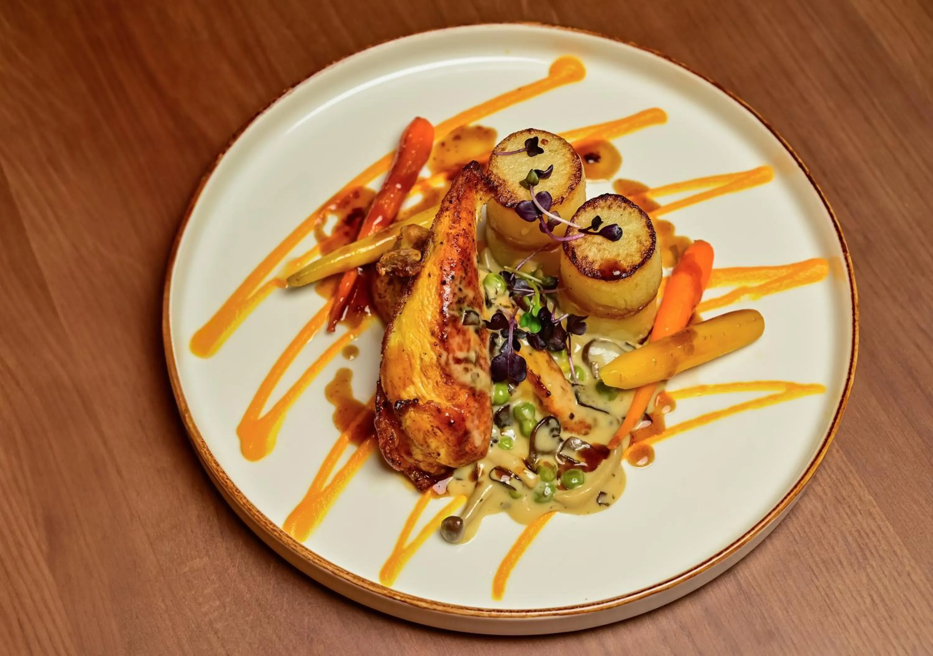 Restaurant/places to eat in Novotel Suites Mall Avenue Dubai