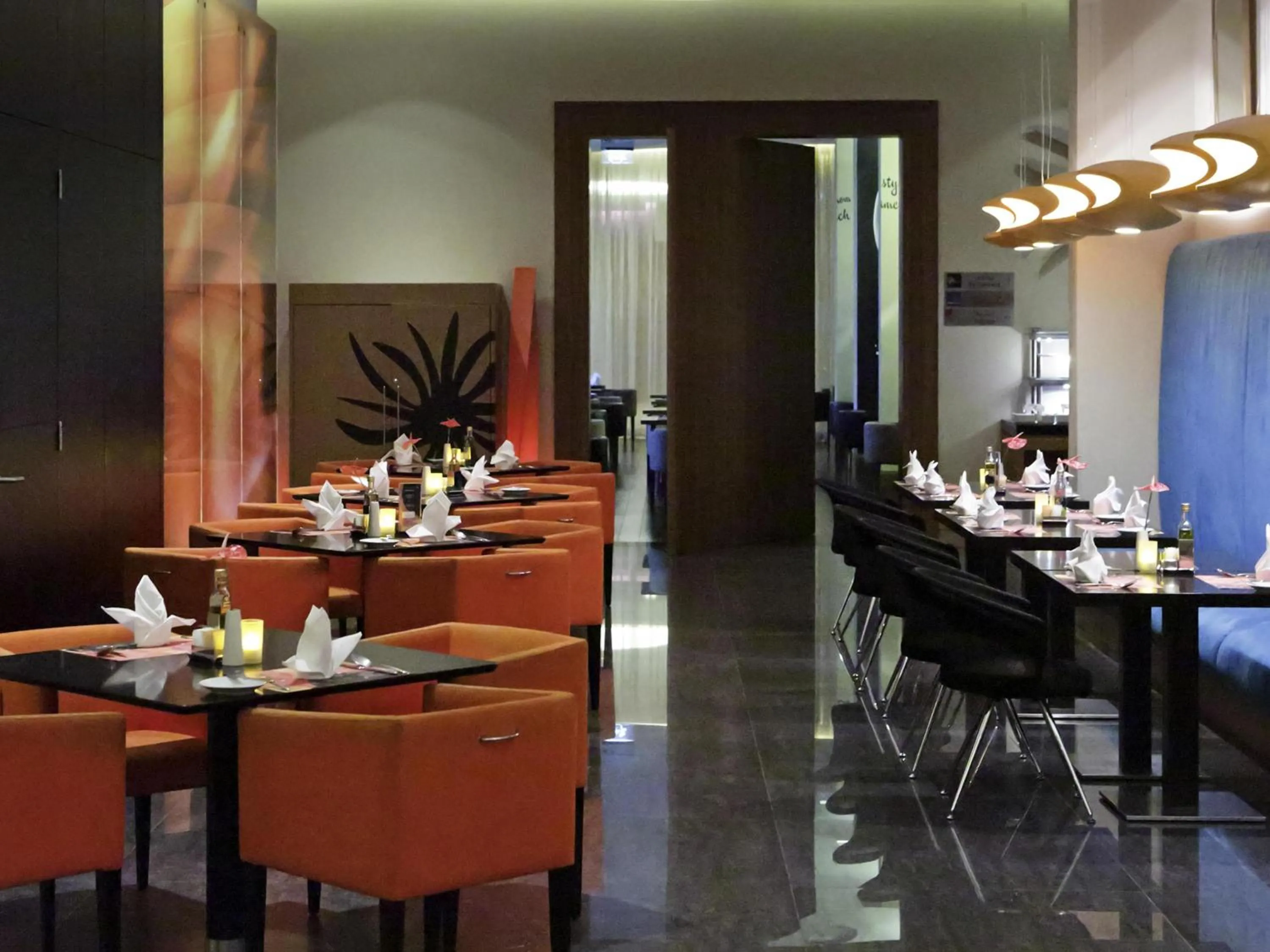 Restaurant/places to eat in Novotel Suites Mall Avenue Dubai