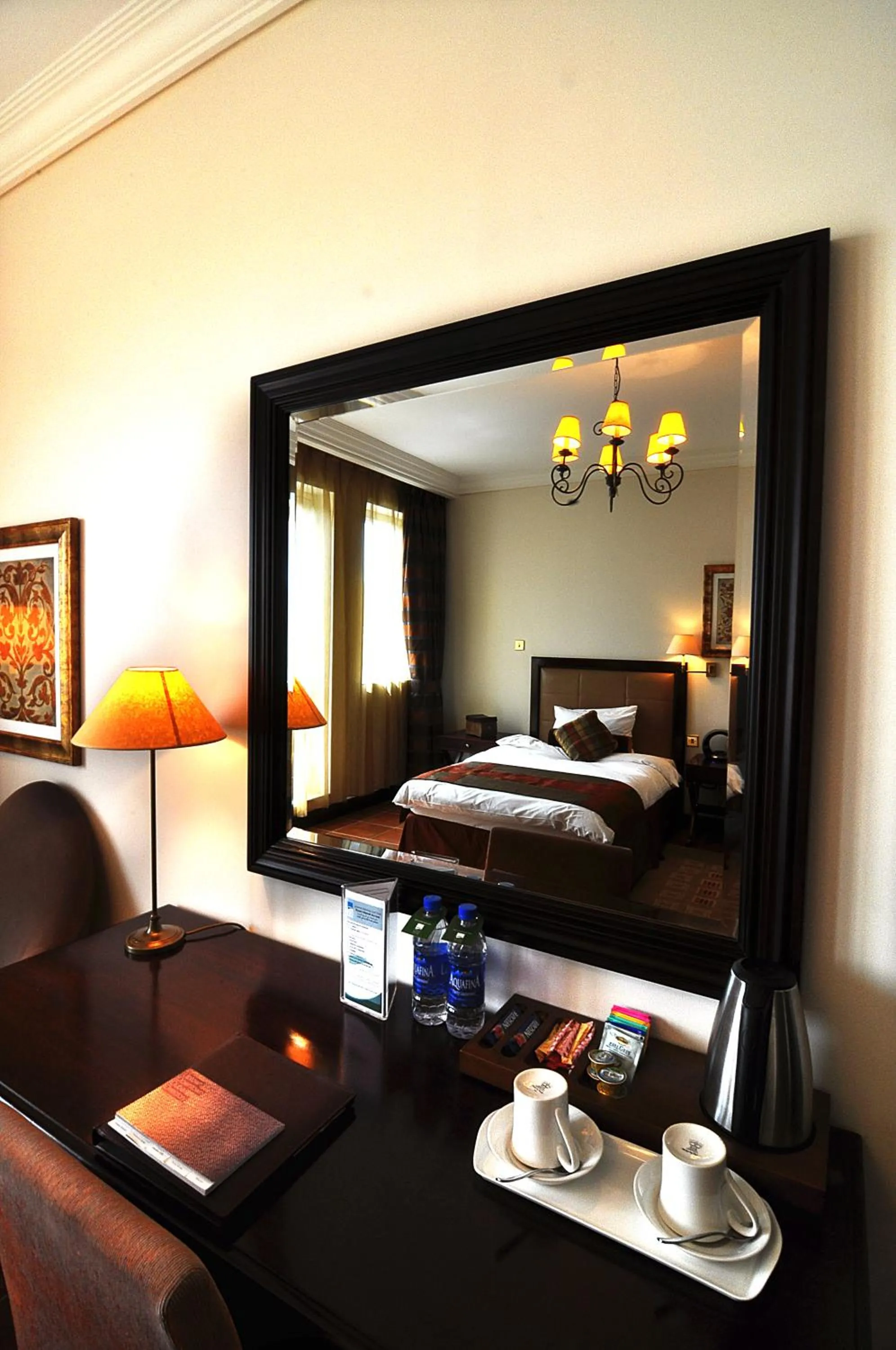 Coffee/tea facilities, Bed in Arabian Ranches Golf Club