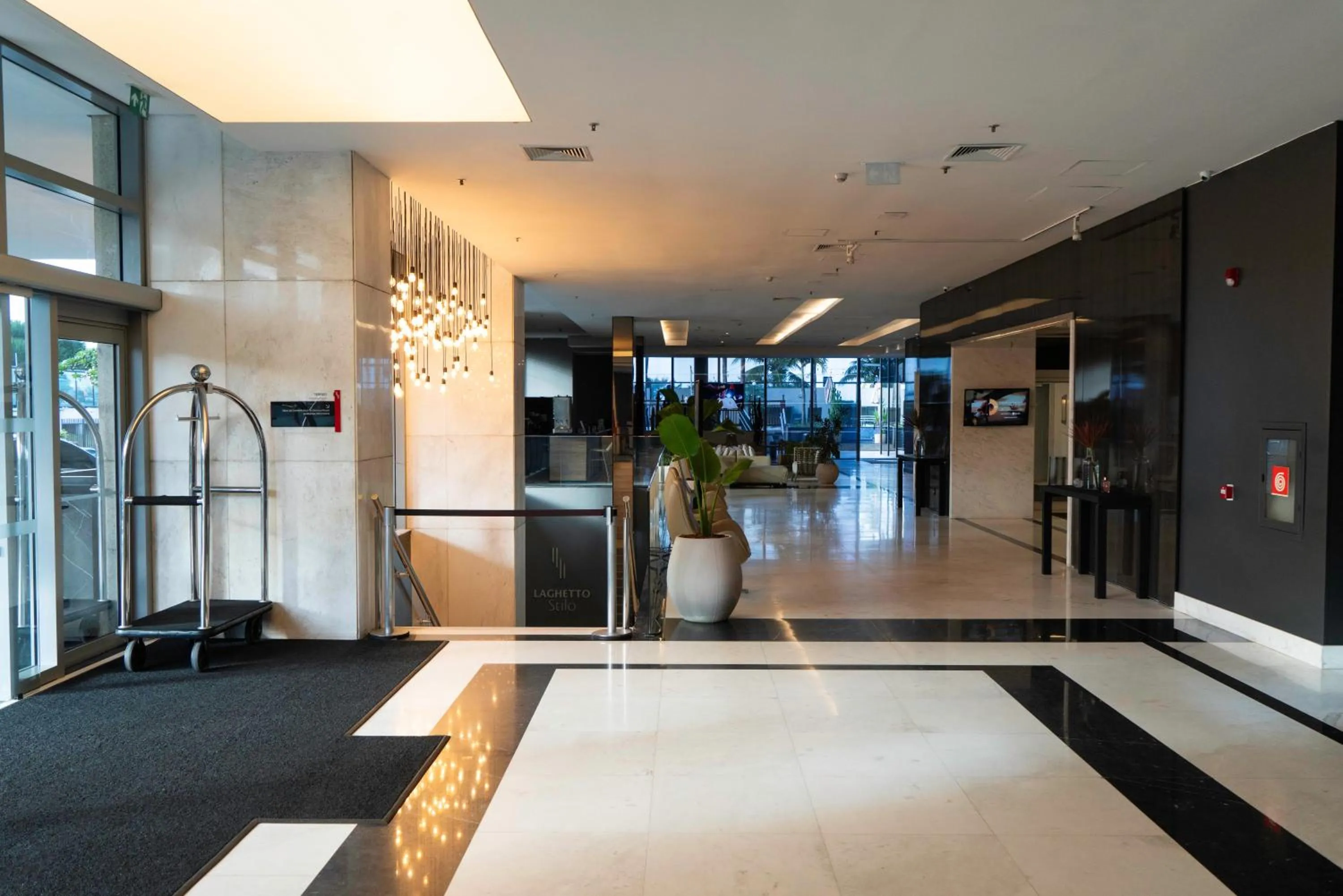 Lobby or reception in Laghetto Stilo Barra