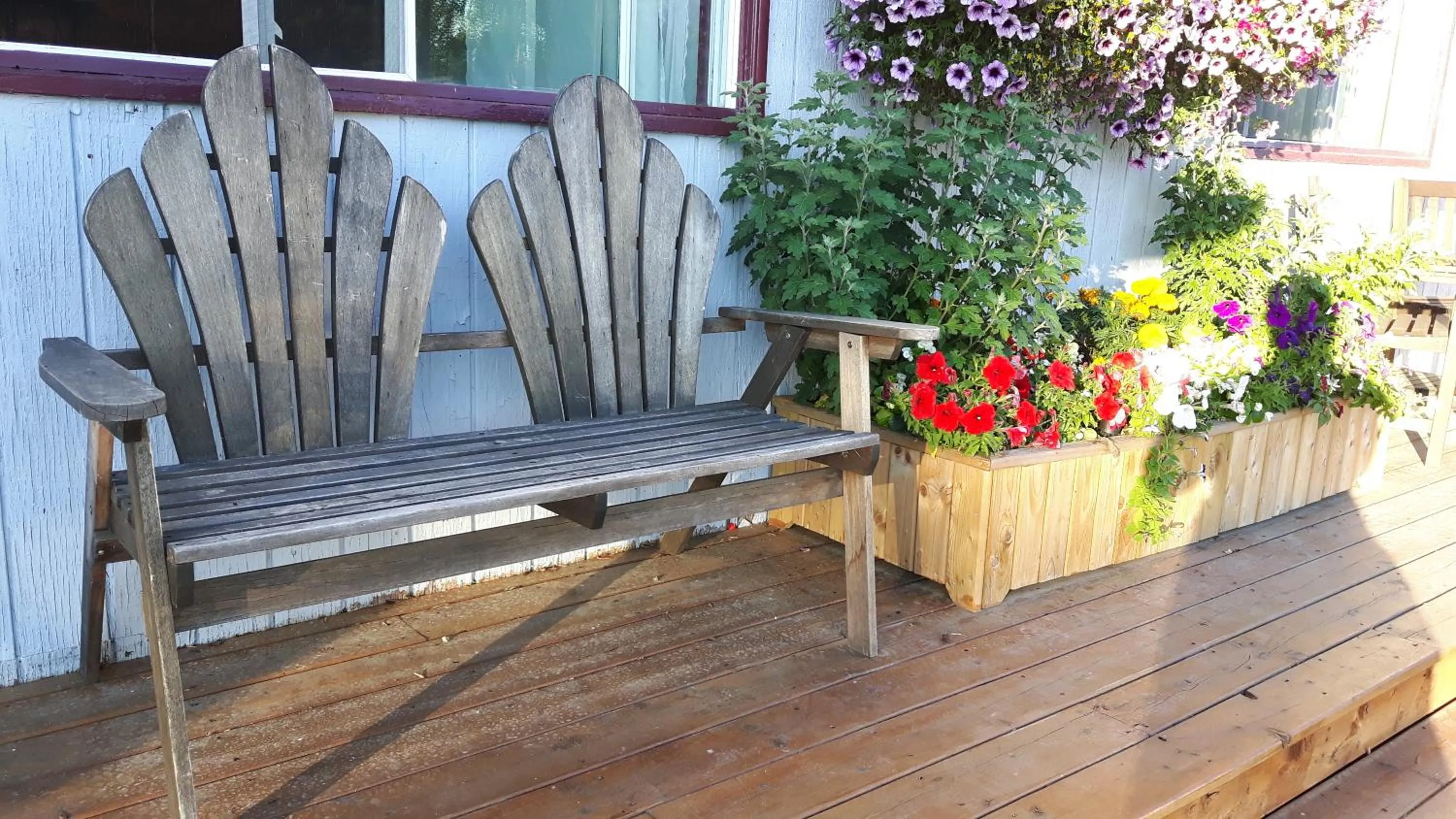 Patio in Fair Isle Motel & The Nest