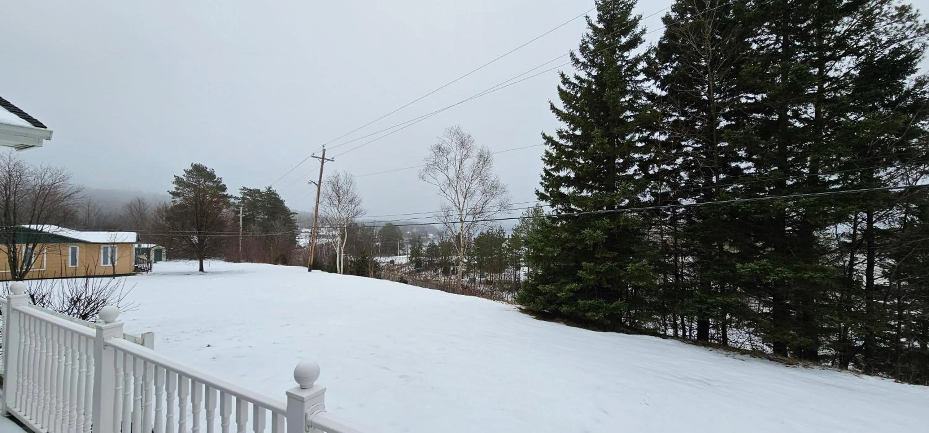 Day in Fair Isle Motel & The Nest