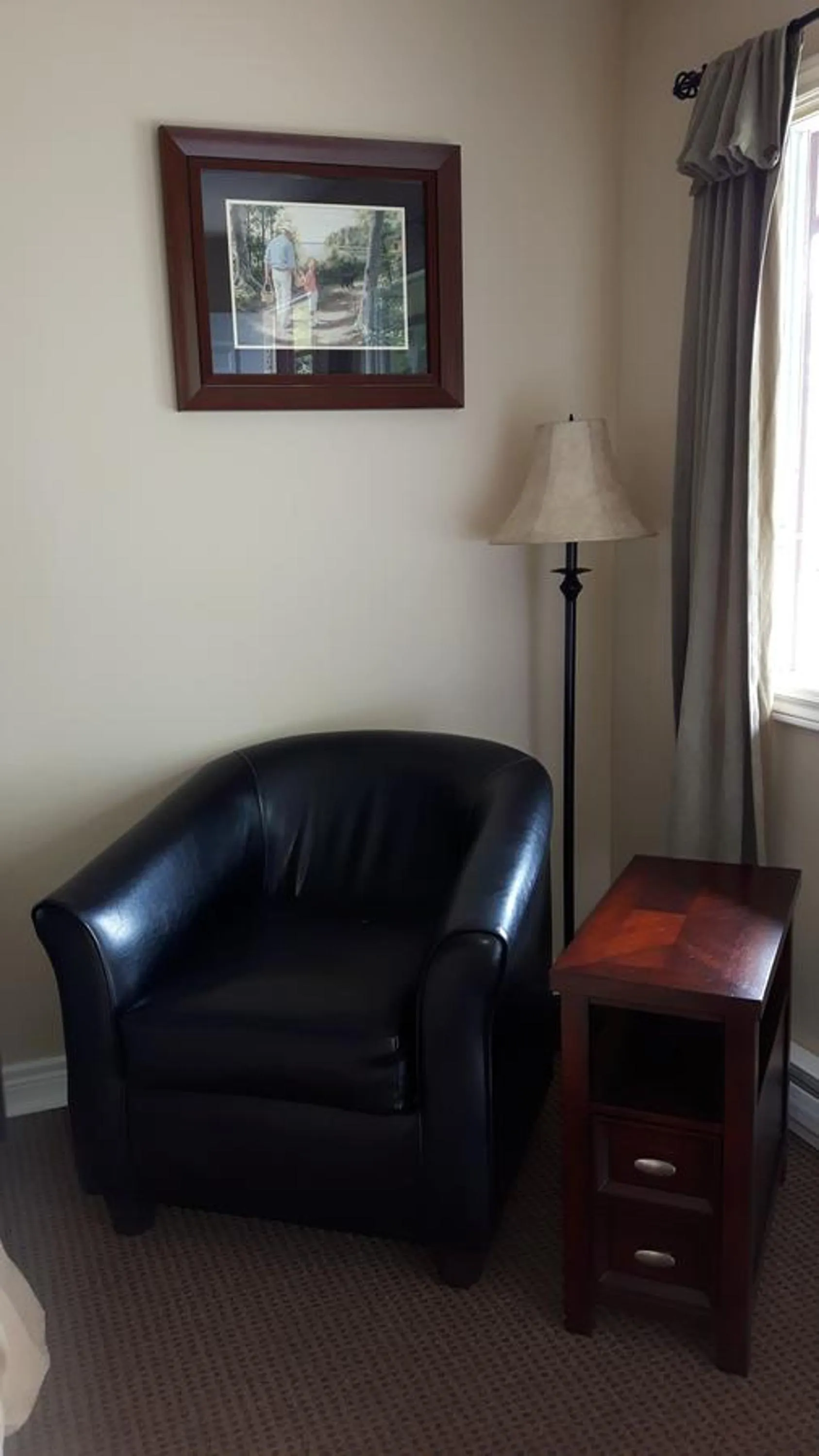 Bedroom in Fair Isle Motel & The Nest