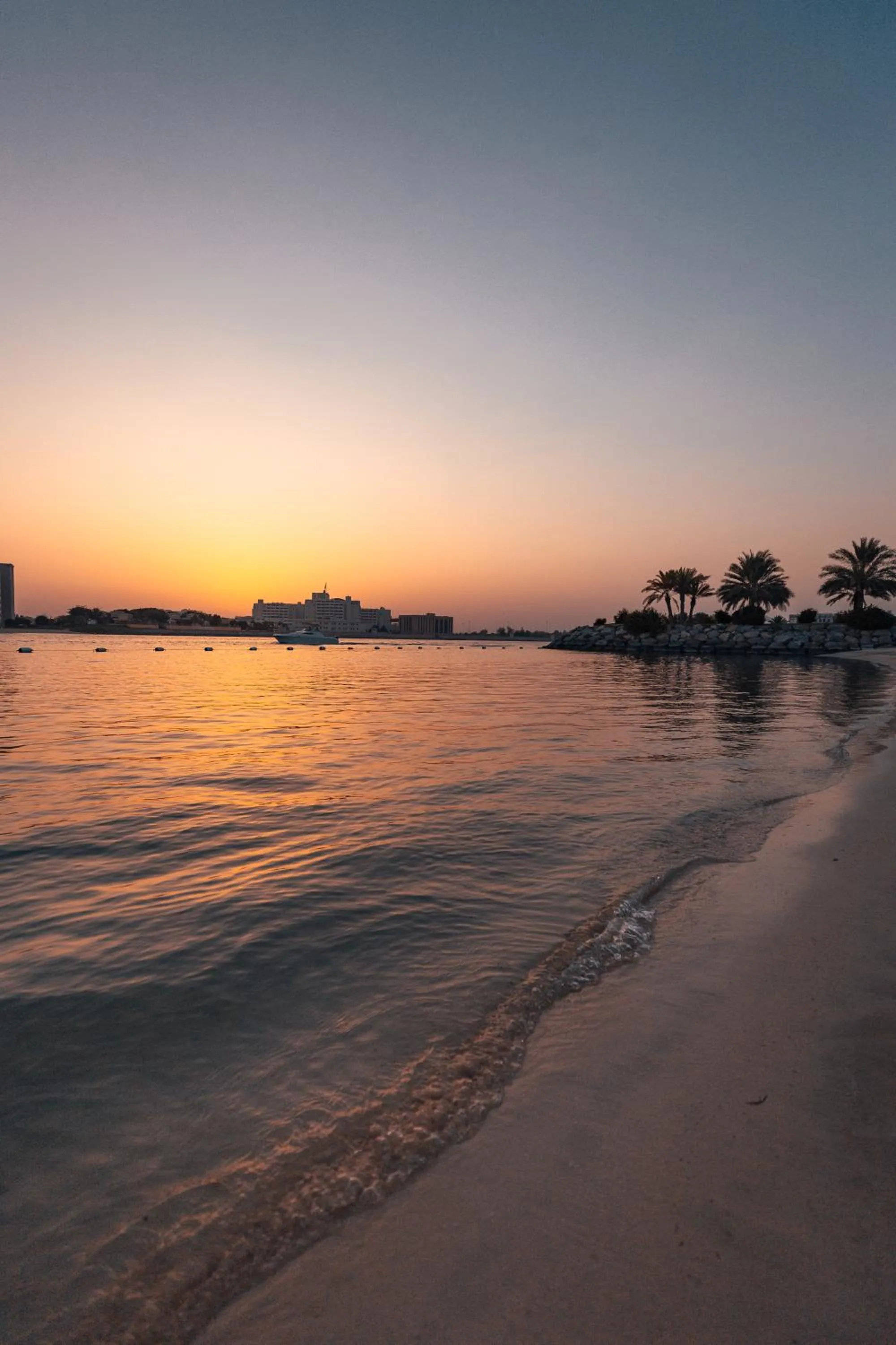 Beach in Traders Hotel, Abu Dhabi