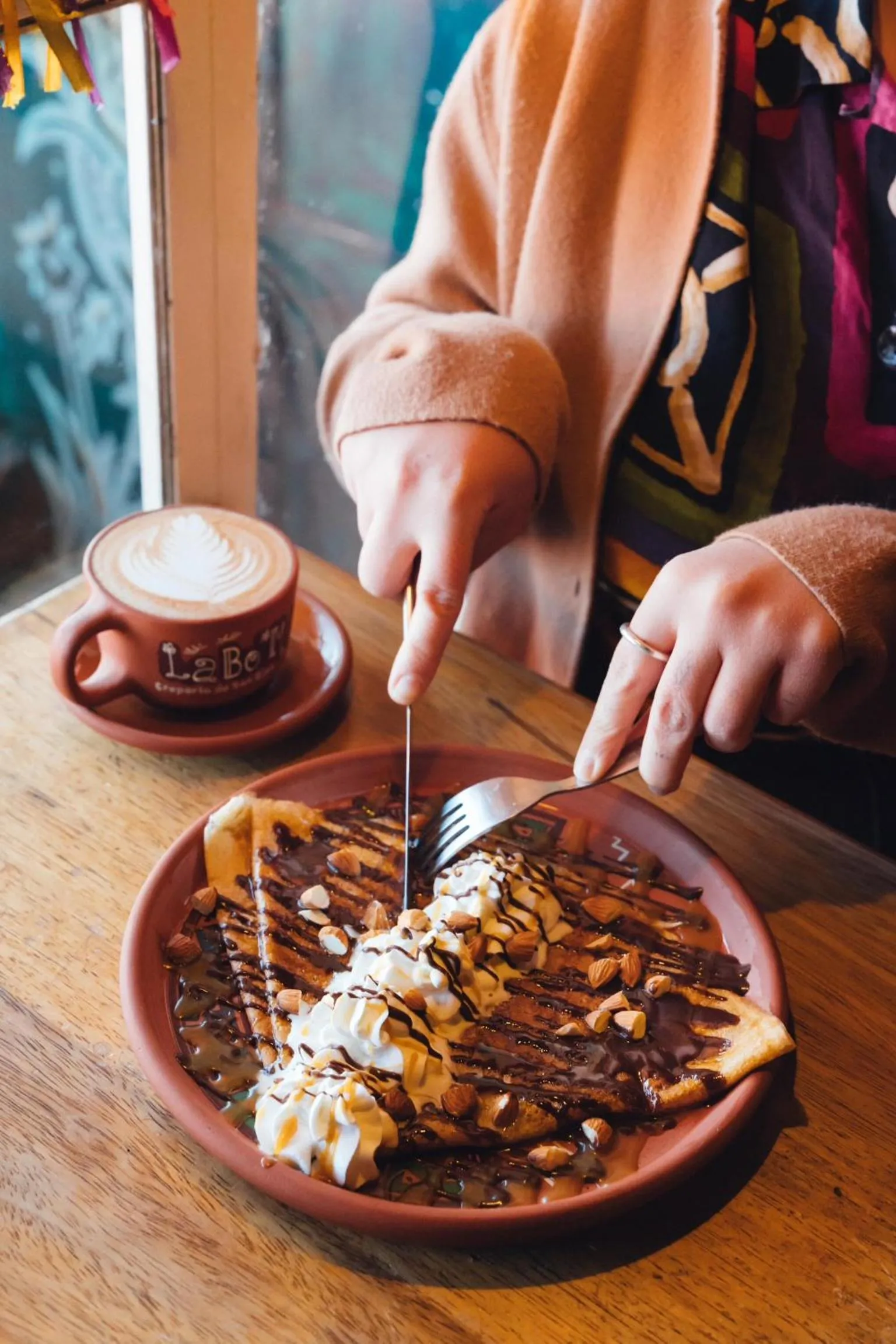 Food and drinks in Backpacker La Bo'M