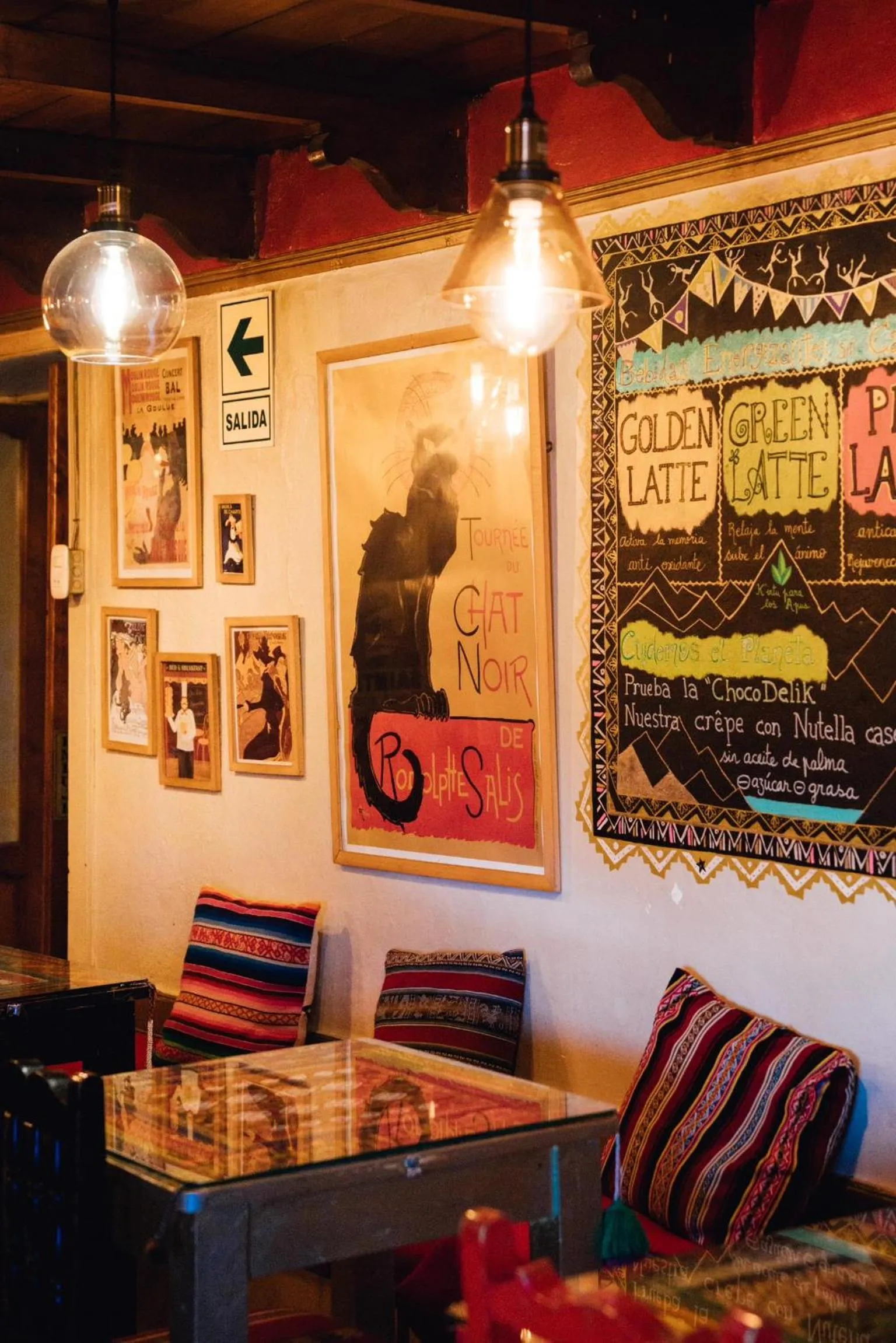 Restaurant/places to eat in Backpacker La Bo'M