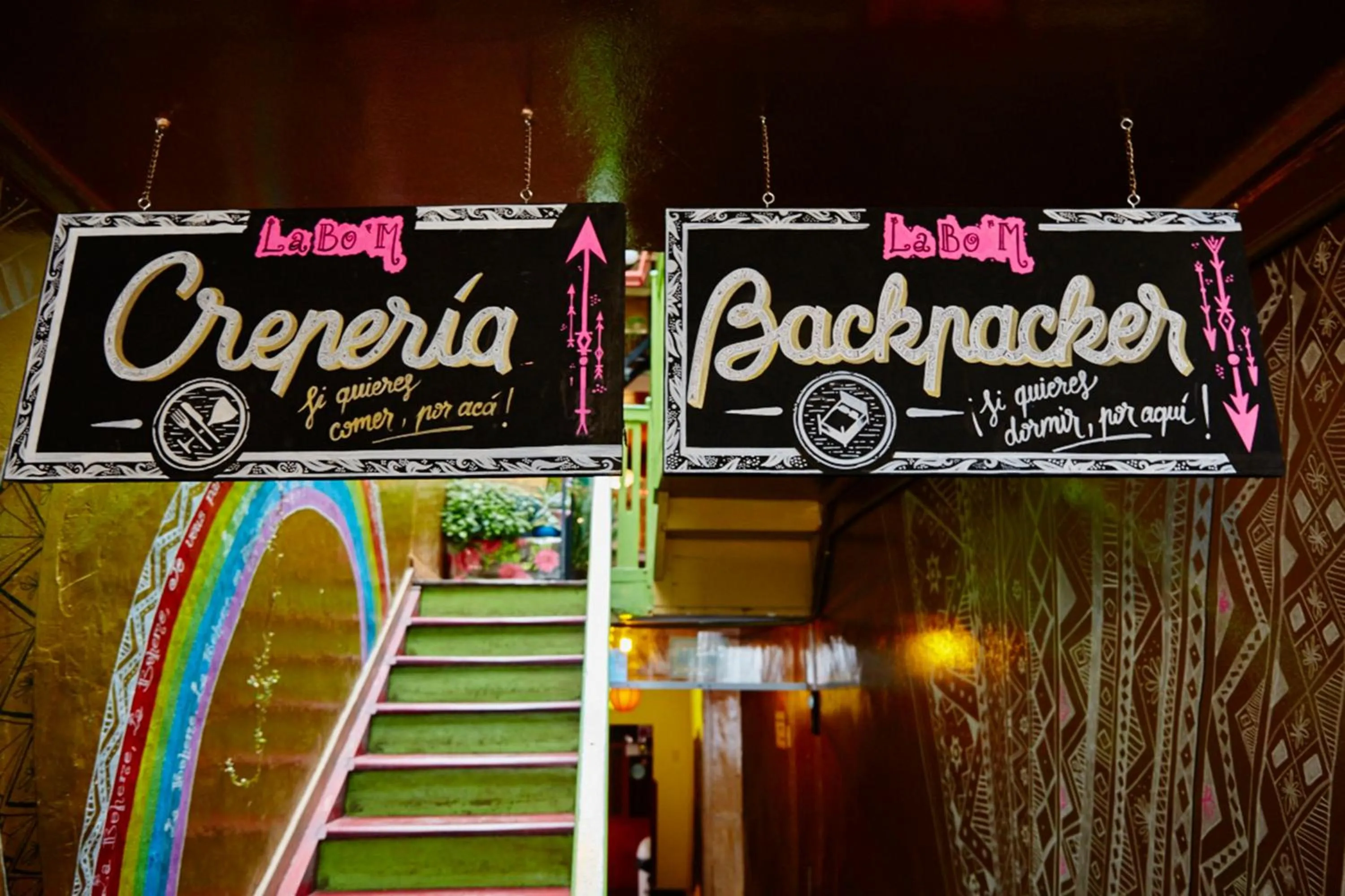 Property logo or sign in Backpacker La Bo'M