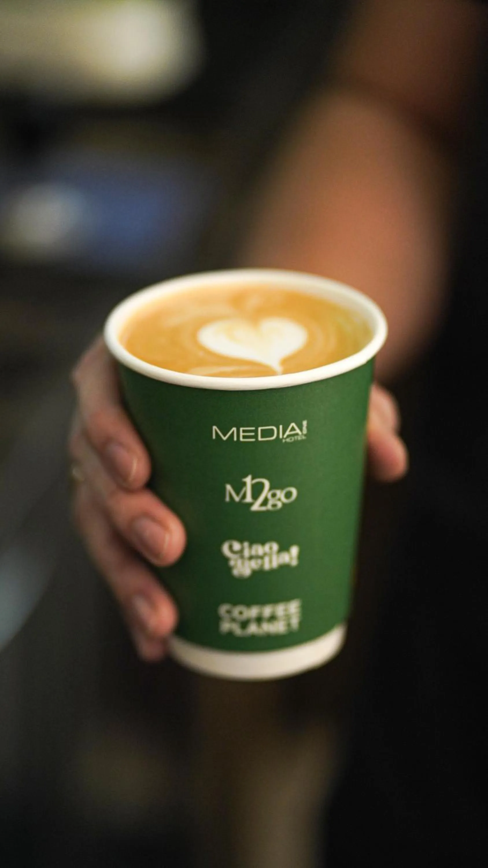 Restaurant/places to eat in Media One Hotel