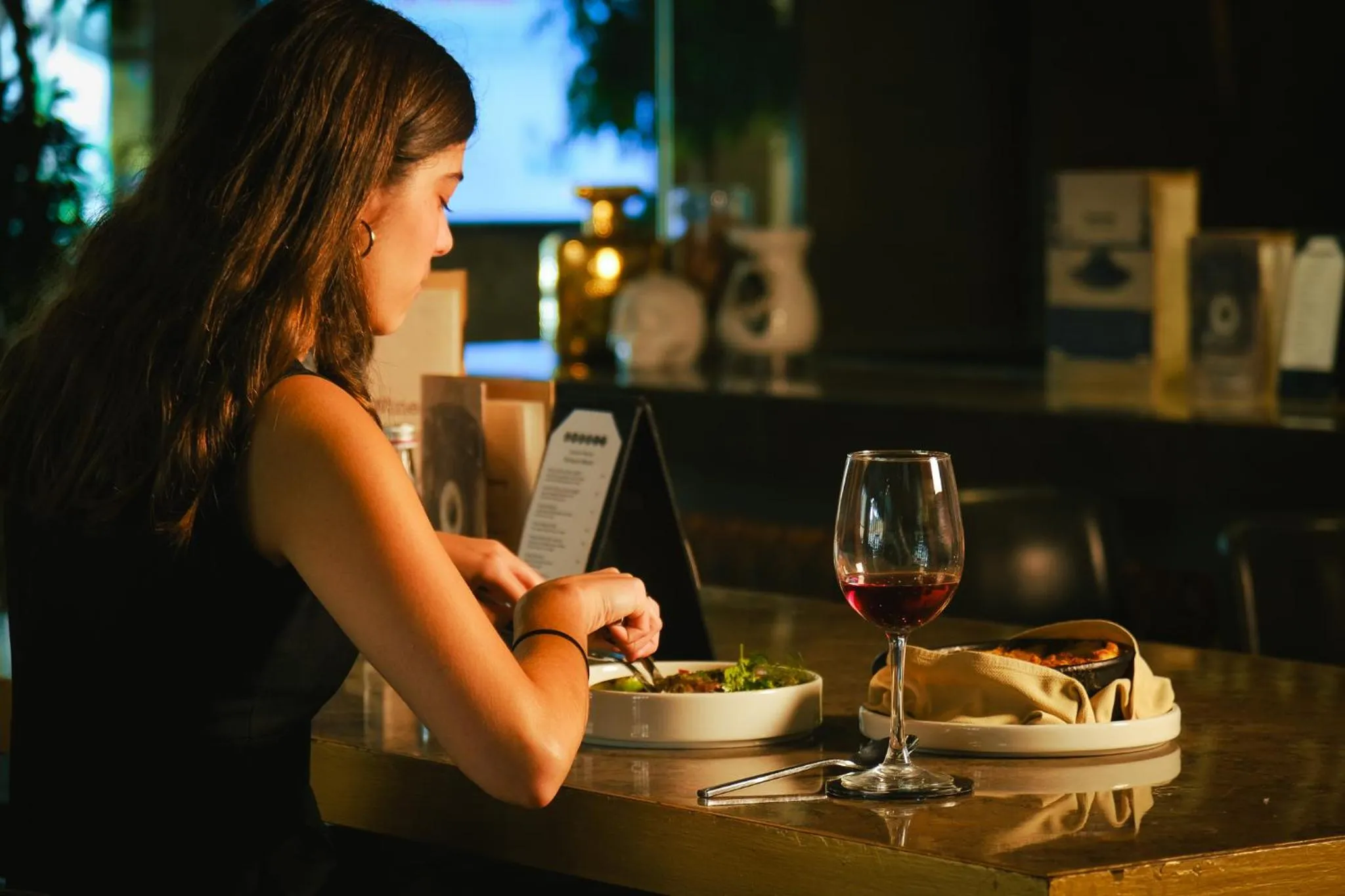 Restaurant/places to eat in Media One Hotel