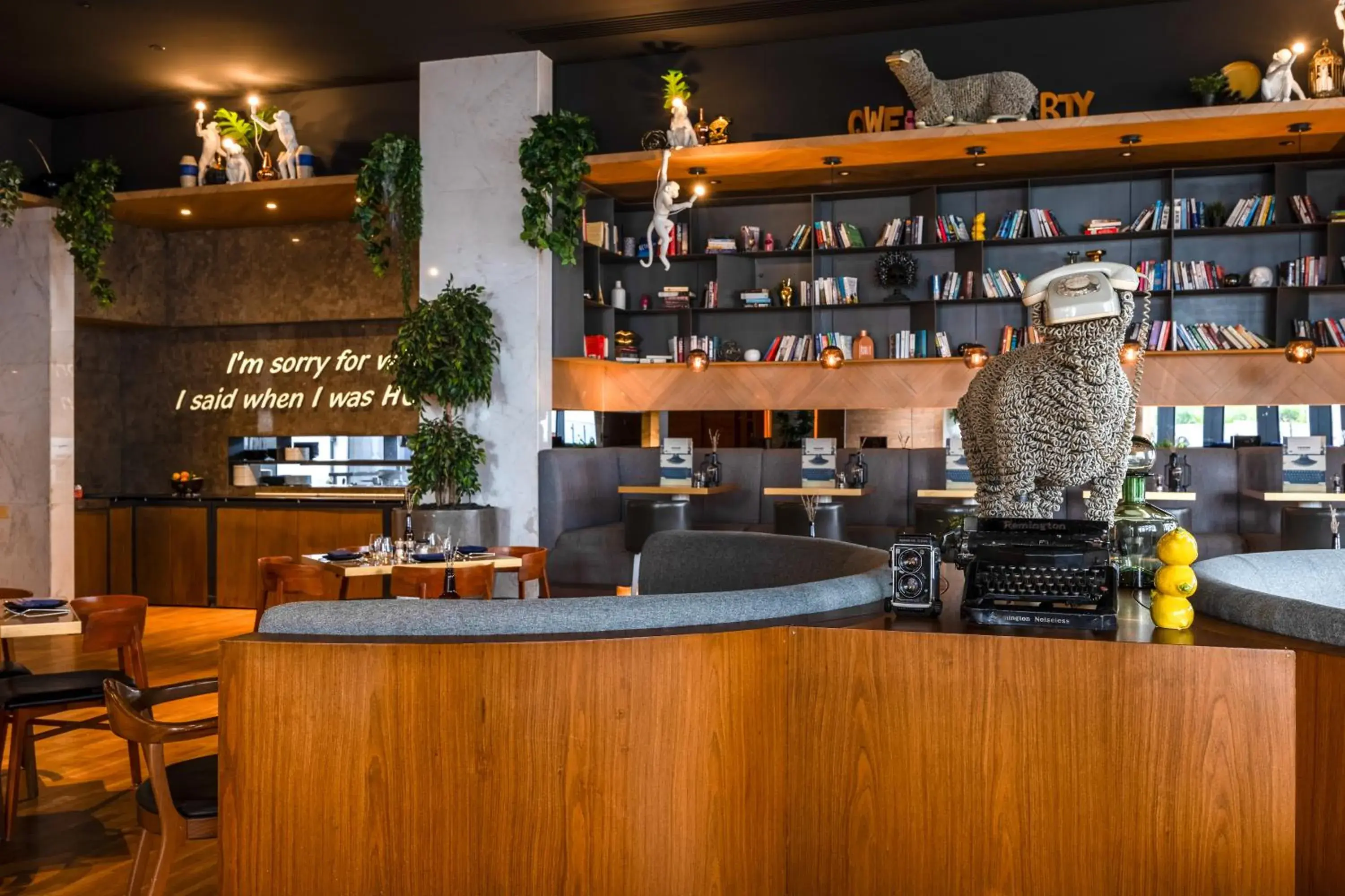 Restaurant/places to eat in Media One Hotel Restaurant/places to eat in Media One Hotel