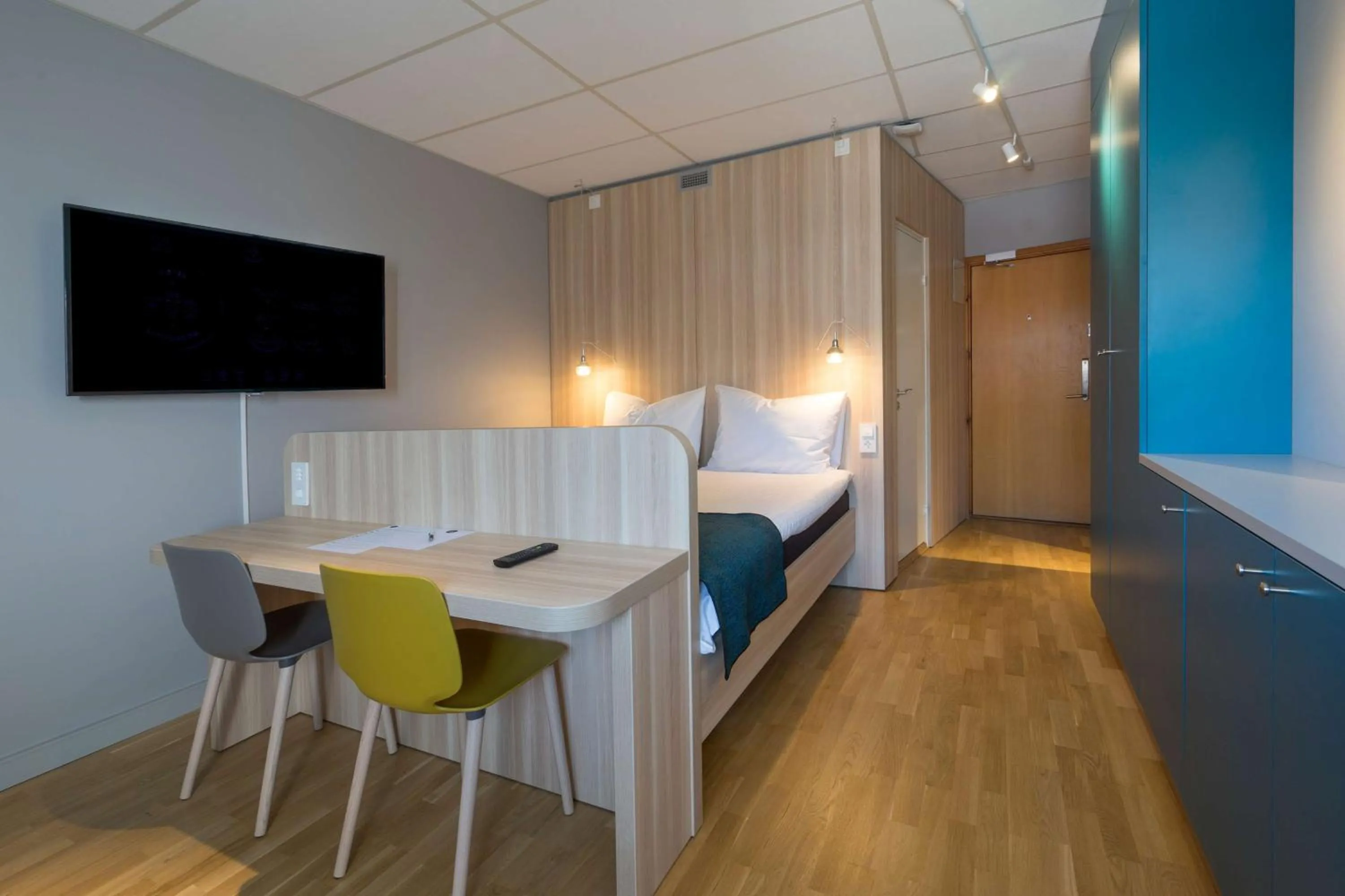 Bedroom, Bed in Scandic Kista