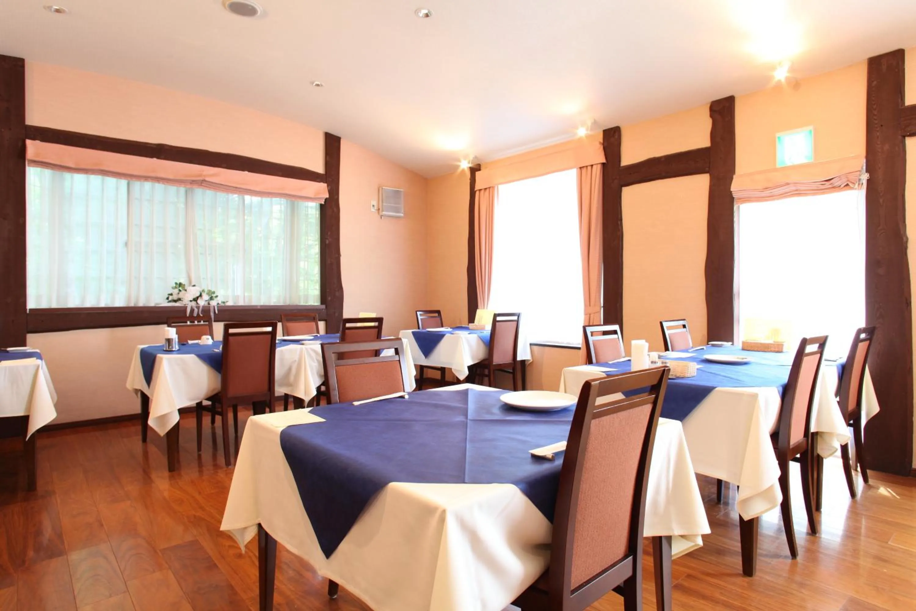 Restaurant/places to eat in Dormy Club Karuizawa