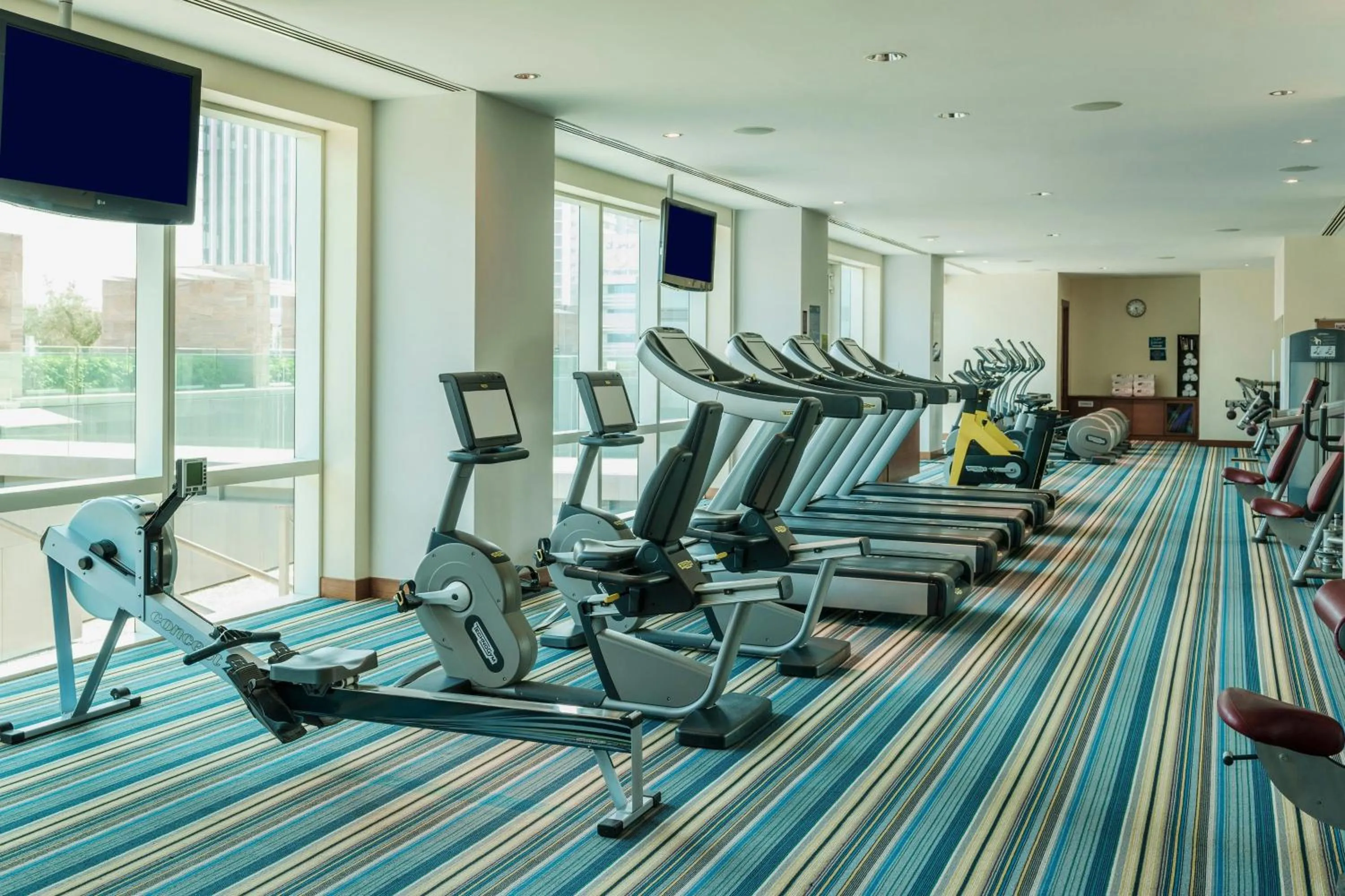 Fitness centre/facilities in Aloft Abu Dhabi