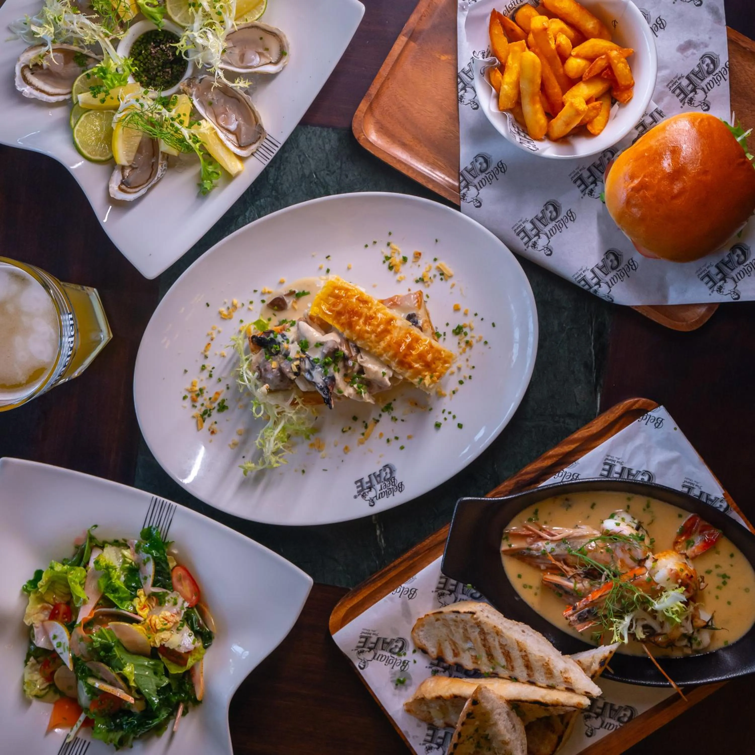 Restaurant/places to eat in Yas Plaza Bay by IHG